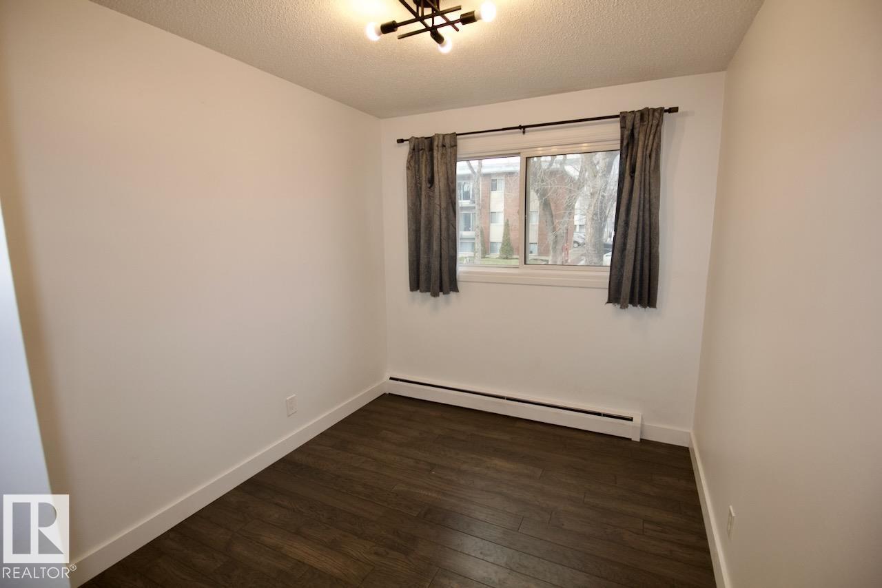 Photo 16 at 201 - 10345 123 Street NW, Wîhkwêntôwin, Edmonton