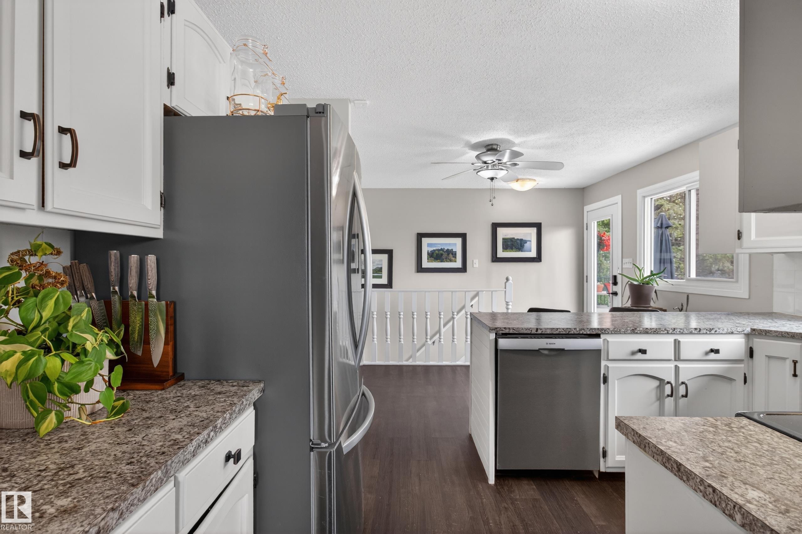Photo 14 at 52177 Rge Road 215, None, Rural Strathcona County