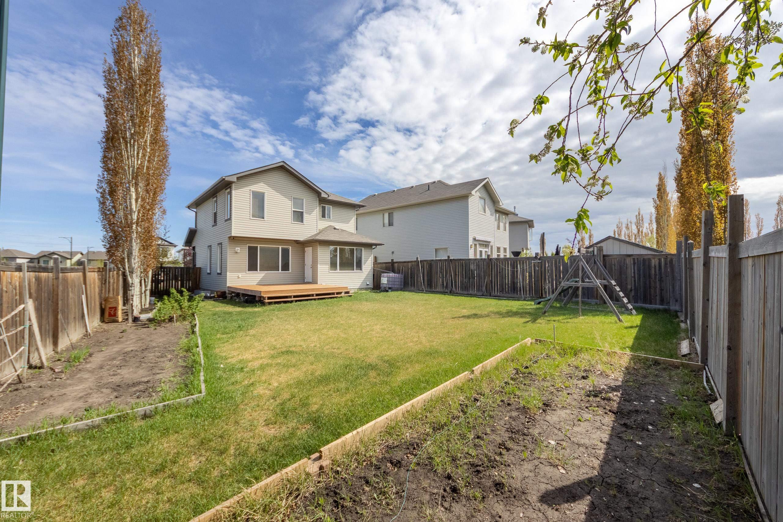 1939 118 Street SW, Rutherford, Edmonton