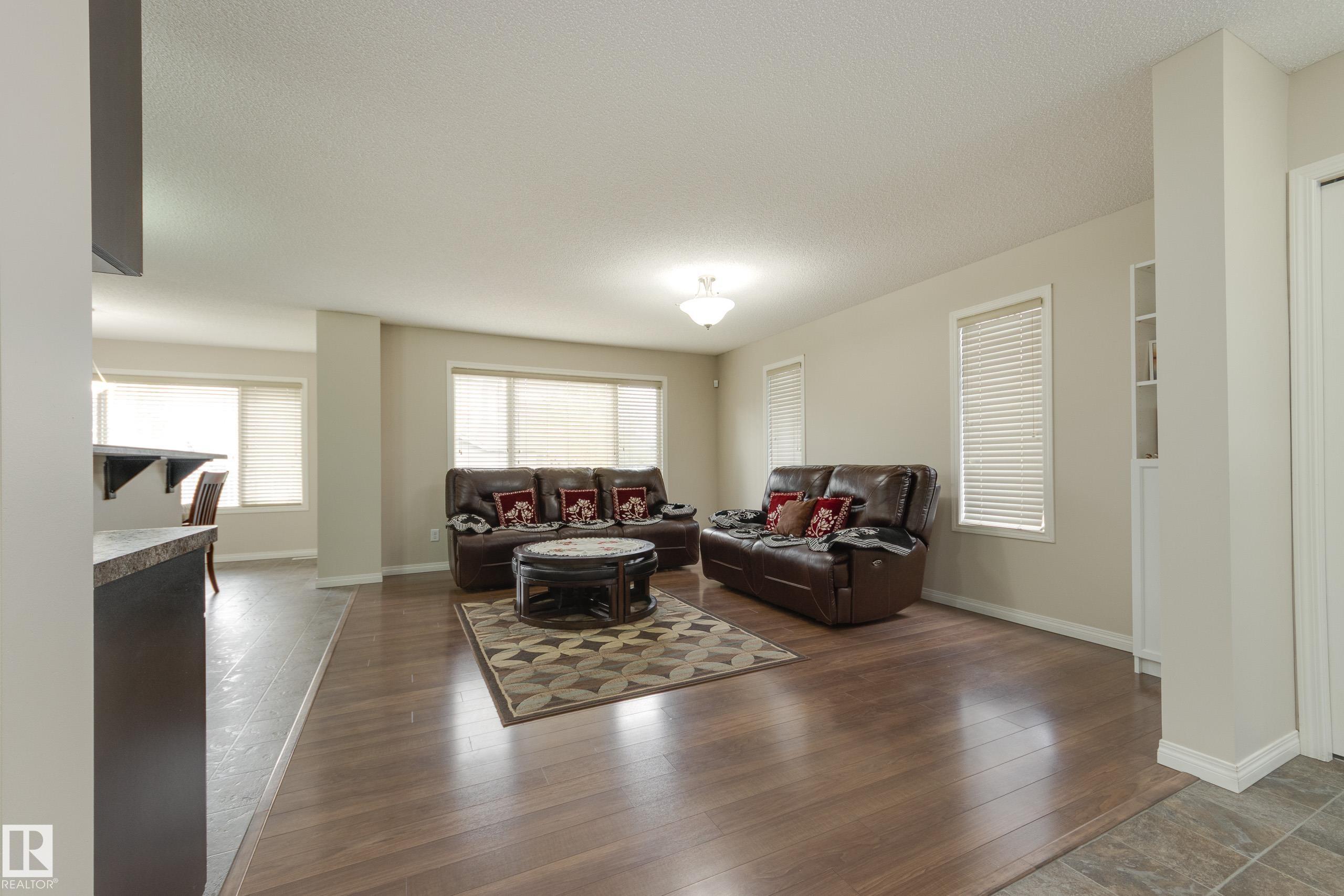 Photo 6 at 1939 118 Street SW, Rutherford, Edmonton