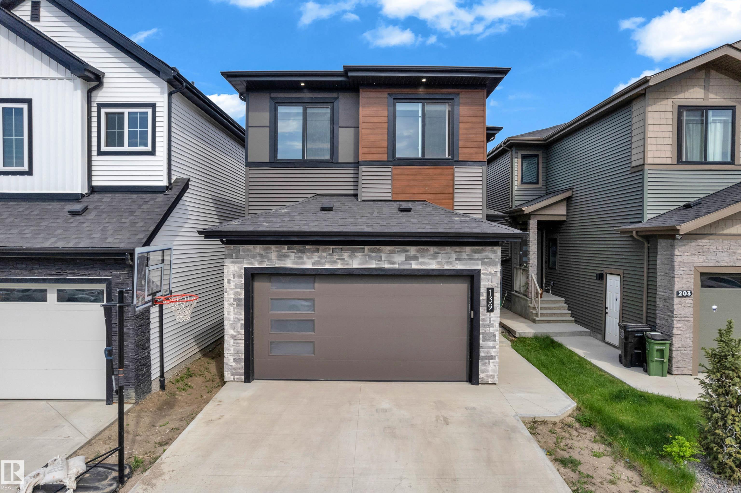 139 28 Street SW, Alces, Edmonton
