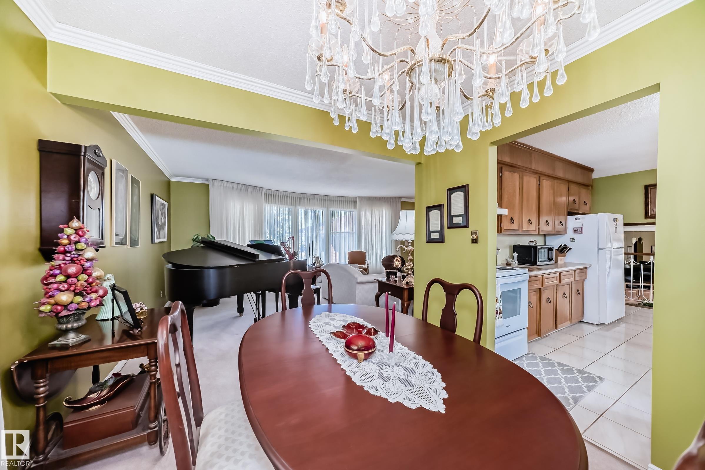 Photo 13 at 17707 84 Avenue NW, Thorncliffe, Edmonton