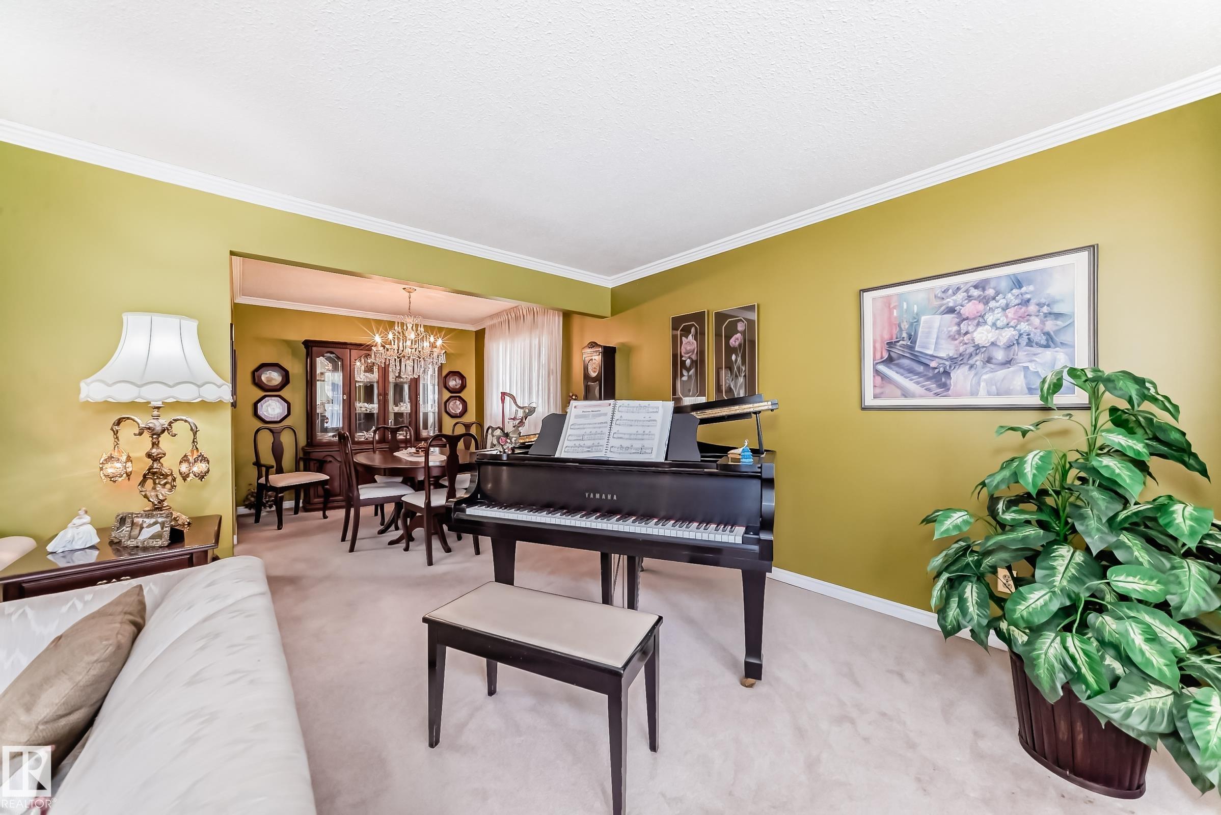 Photo 19 at 17707 84 Avenue NW, Thorncliffe, Edmonton