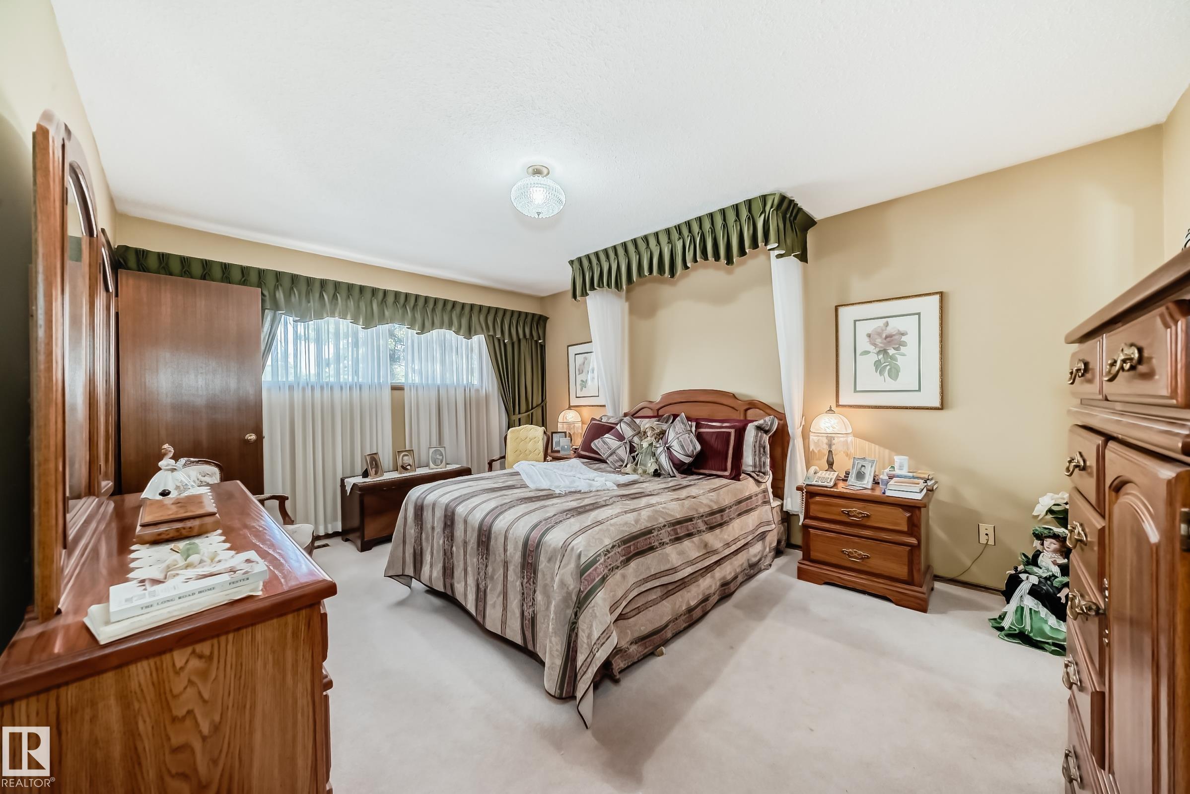 Photo 20 at 17707 84 Avenue NW, Thorncliffe, Edmonton