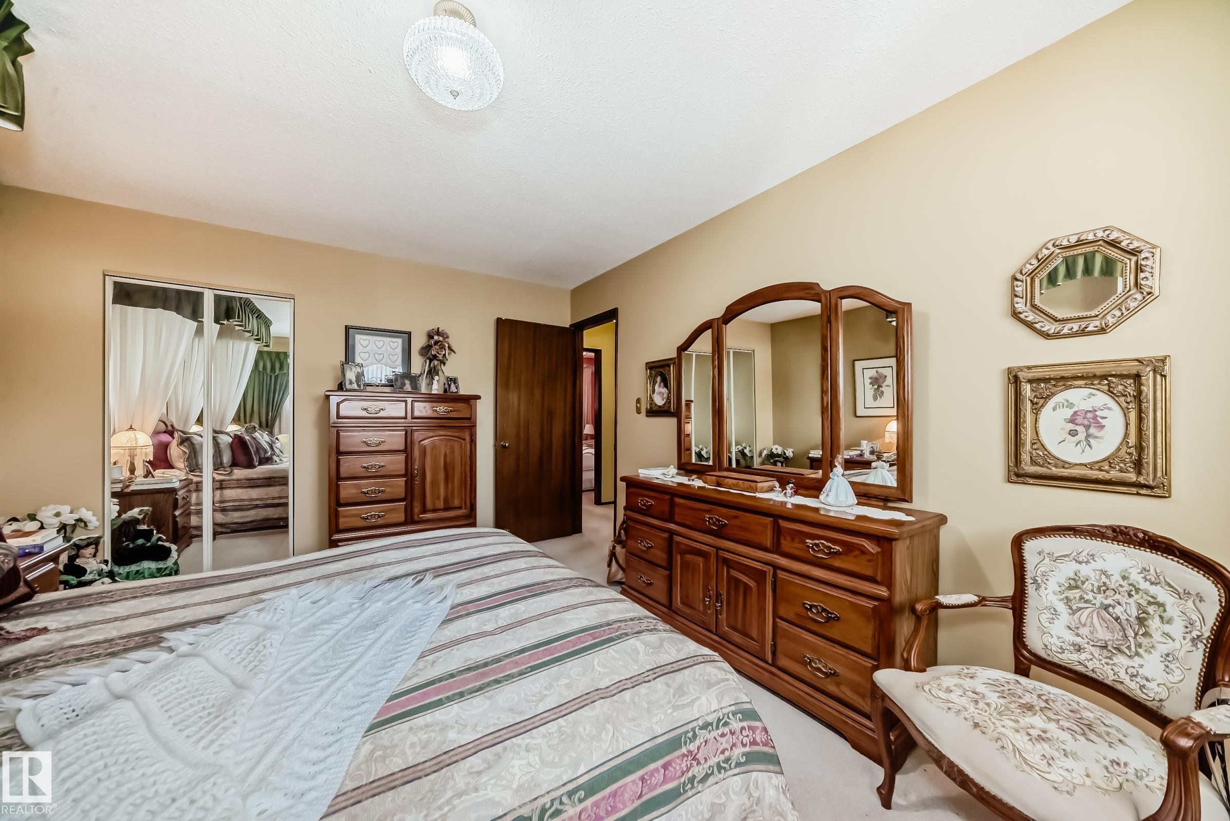 Photo 22 at 17707 84 Avenue NW, Thorncliffe, Edmonton