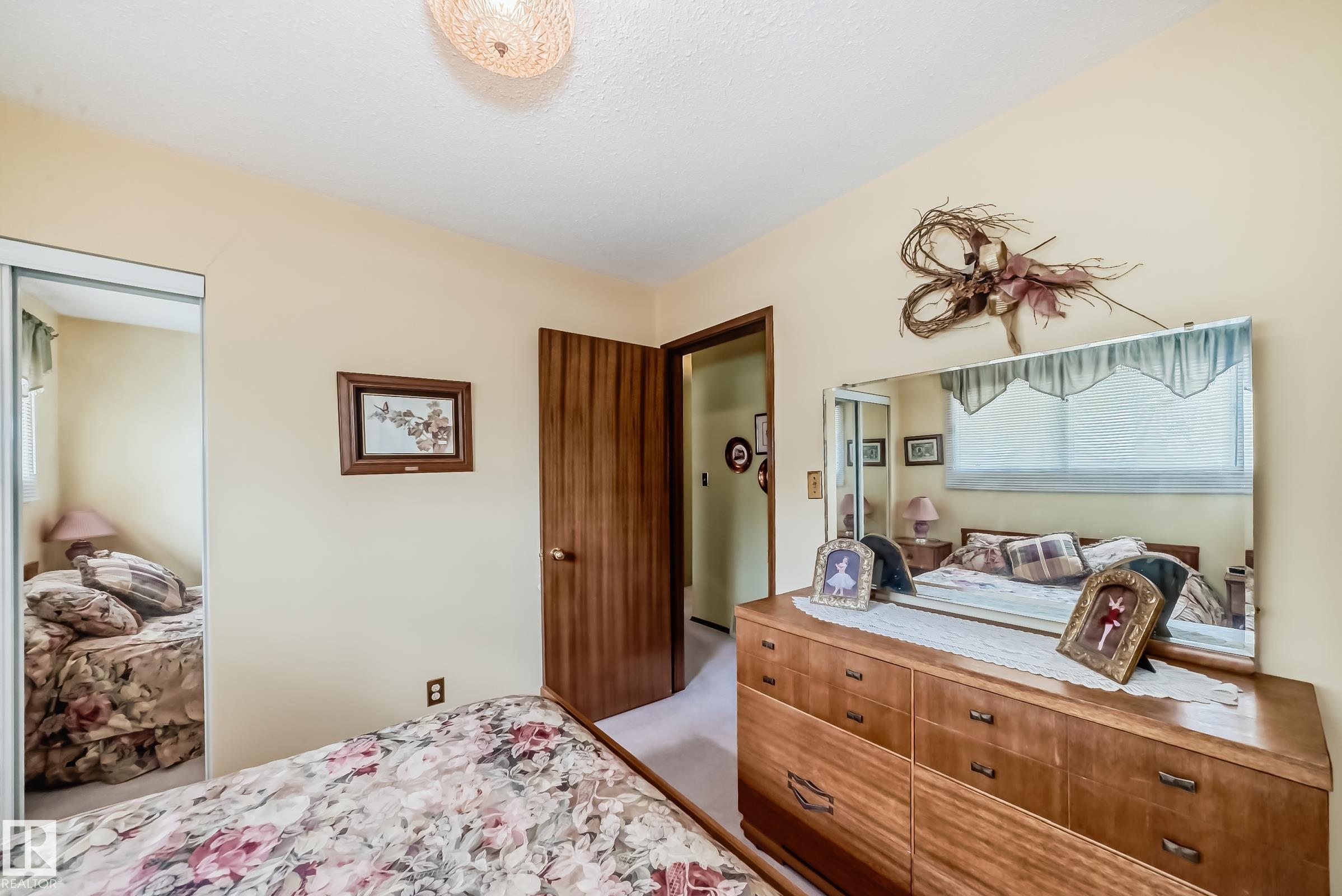 Photo 29 at 17707 84 Avenue NW, Thorncliffe, Edmonton
