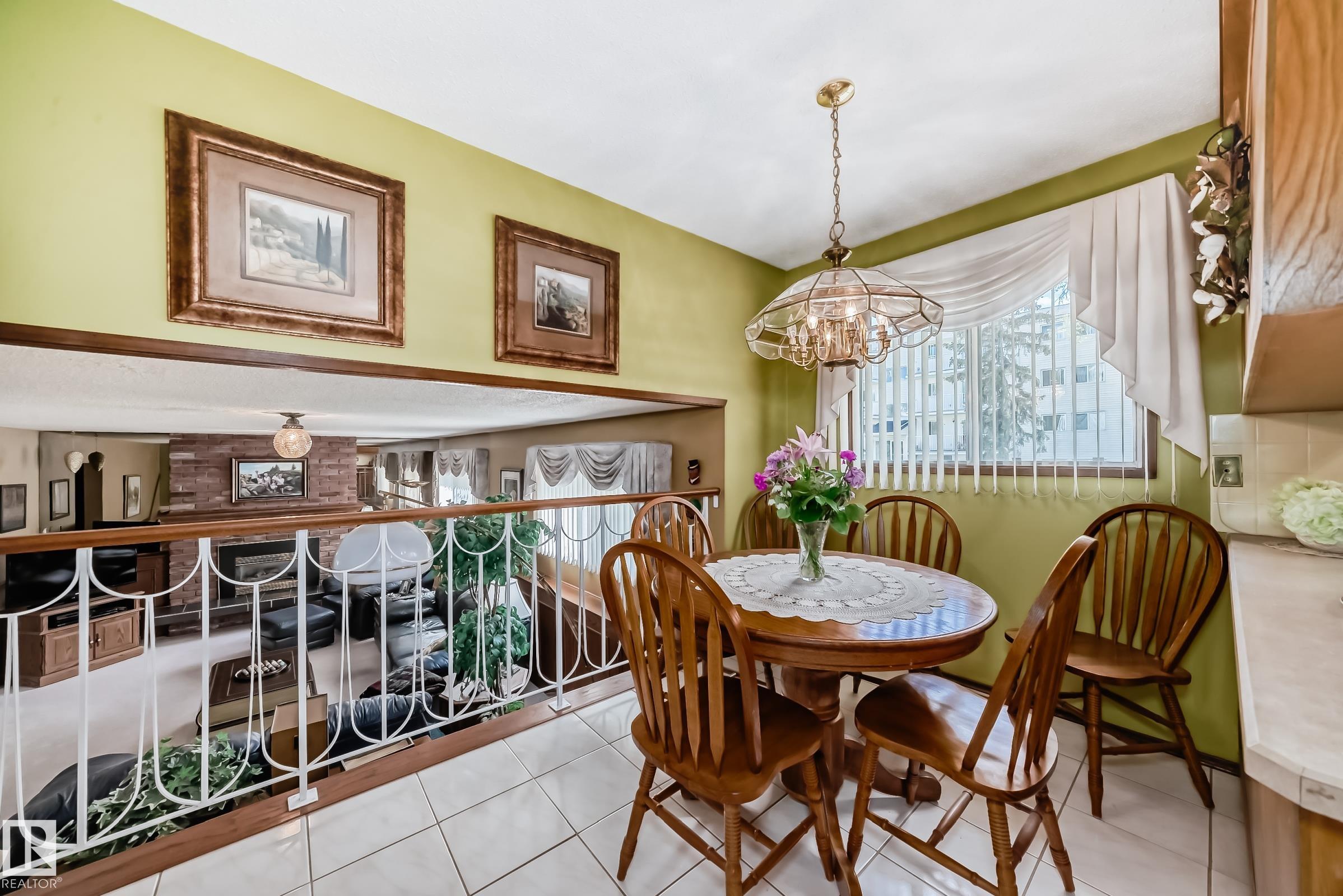Photo 10 at 17707 84 Avenue NW, Thorncliffe, Edmonton