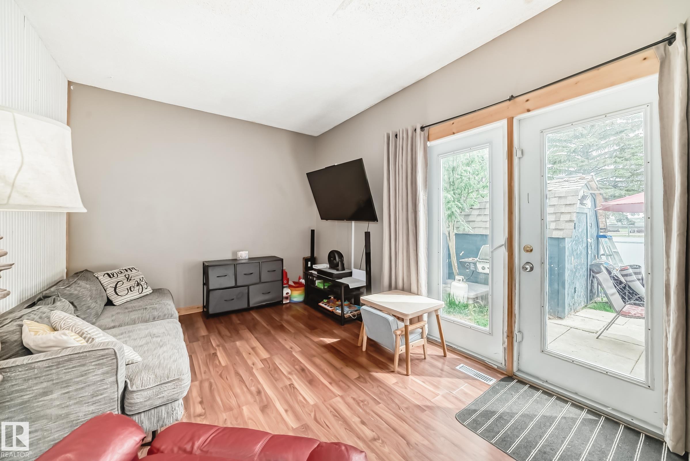 Photo 12 at 9323 Morinville Drive, Morinville