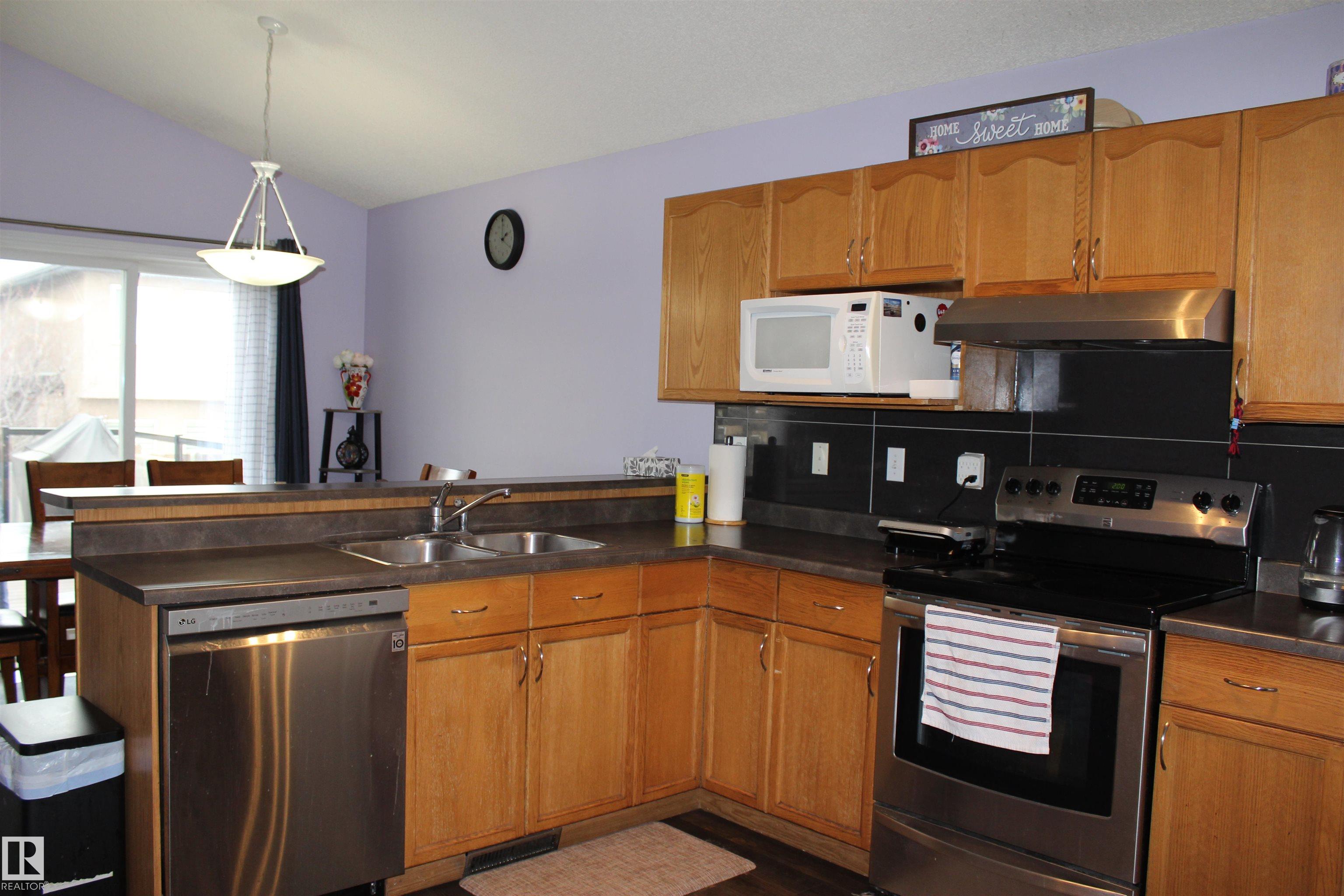 16256 132 Street NW, Oxford, Edmonton
