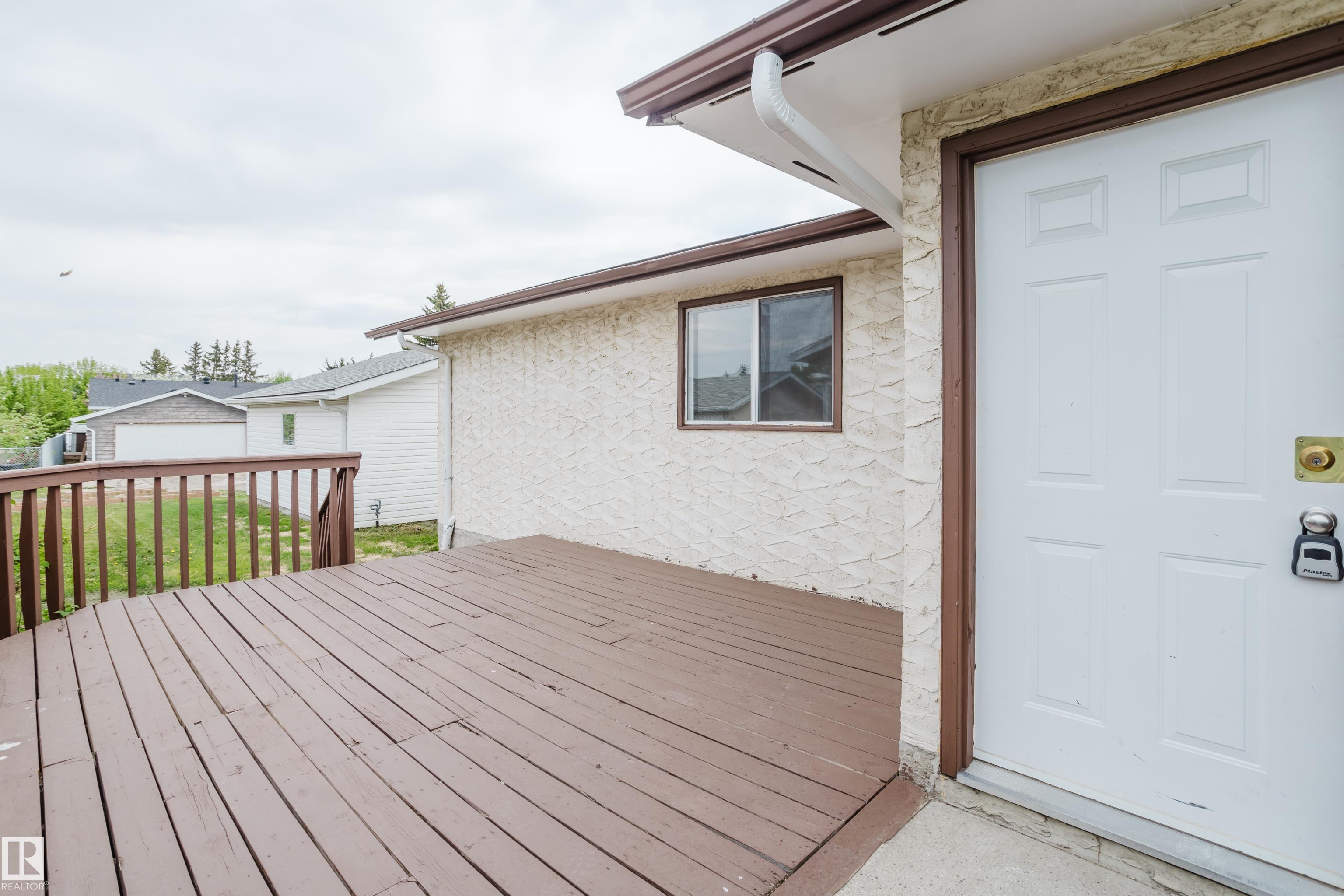 Photo 60 at 11916 152a Avenue NW, Caernarvon, Edmonton