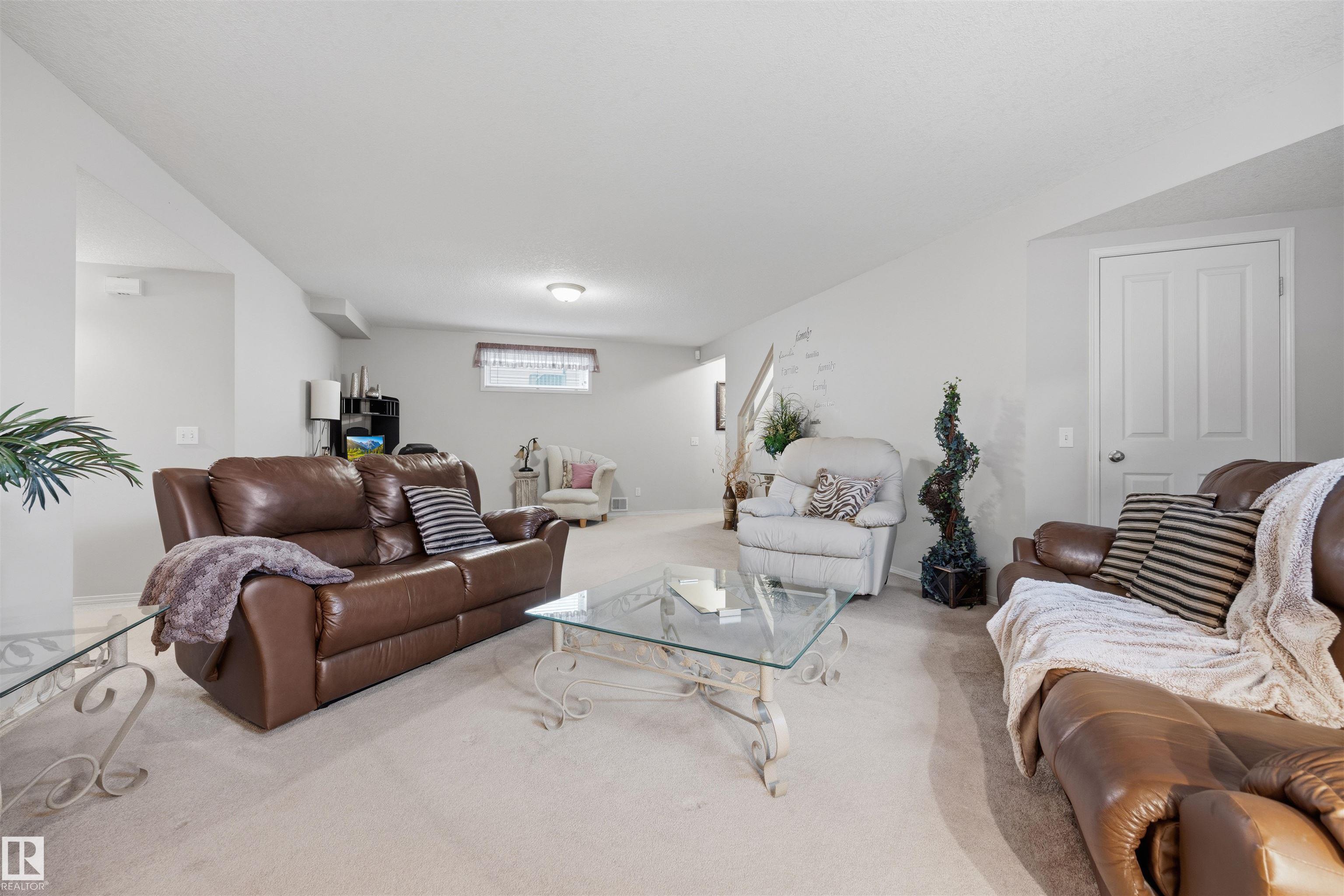 Photo 23 at 28 Norfolk Close, North Ridge, St. Albert