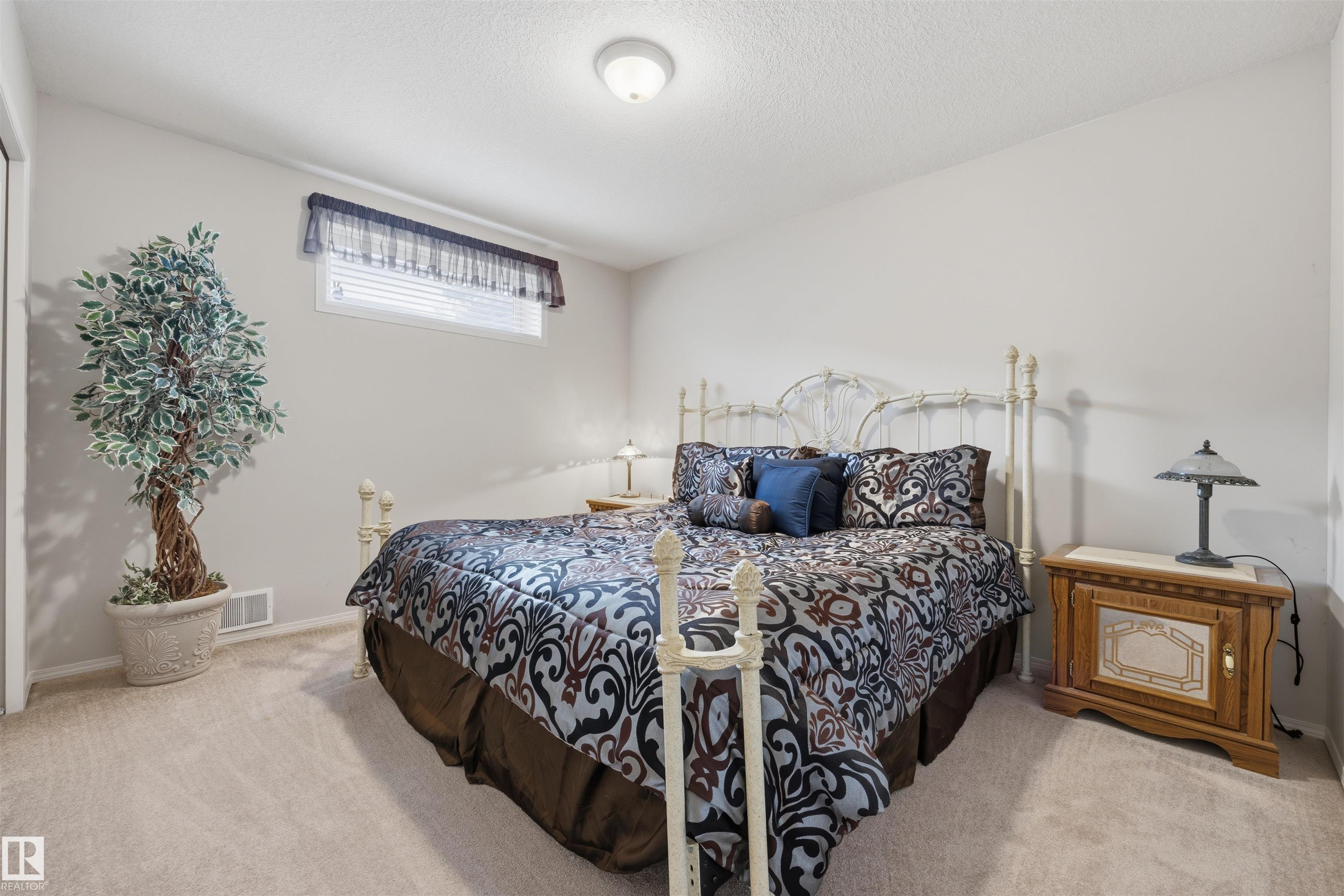 Photo 26 at 28 Norfolk Close, North Ridge, St. Albert