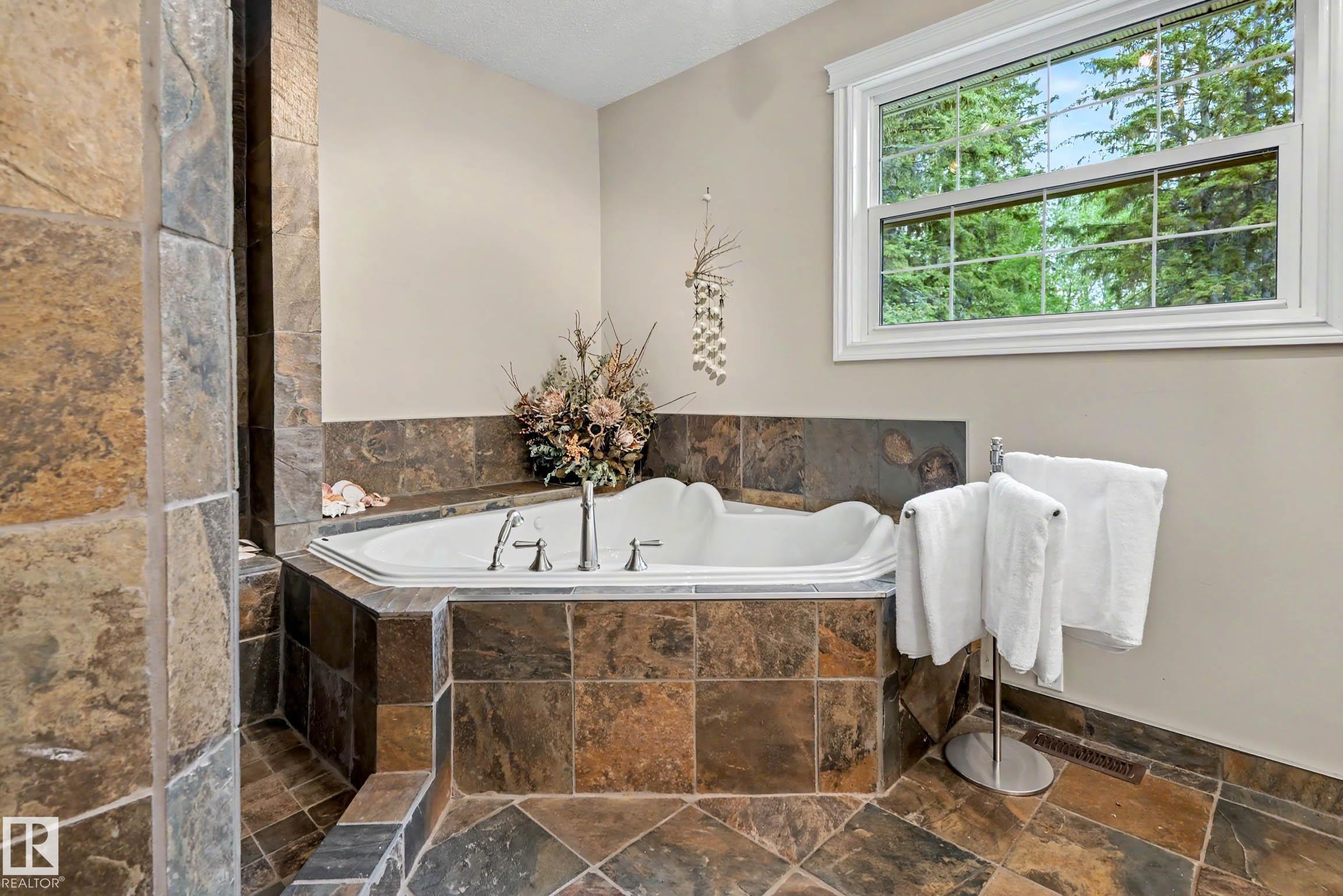 Photo 36 at 17 - 53412 Rge Road 272, Woodridge, Rural Parkland County