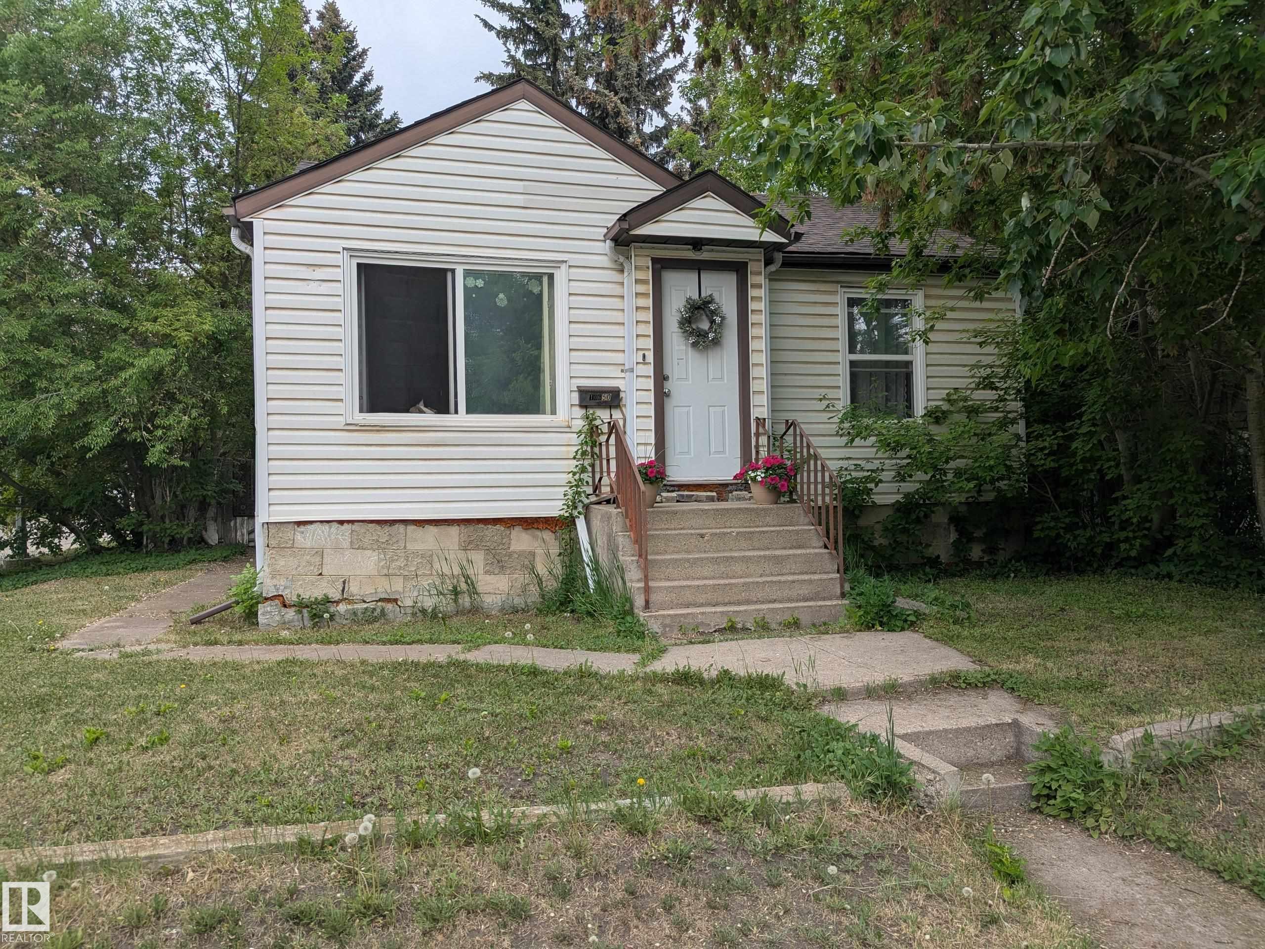 10650 76 Avenue NW, Queen Alexandra, Edmonton