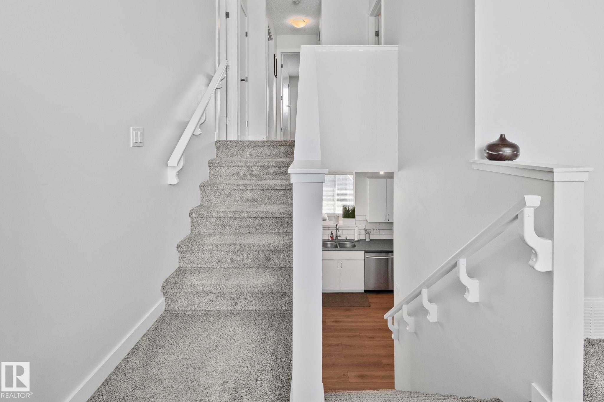 Photo 15 at 249 39a Avenue NW, Maple Crest, Edmonton