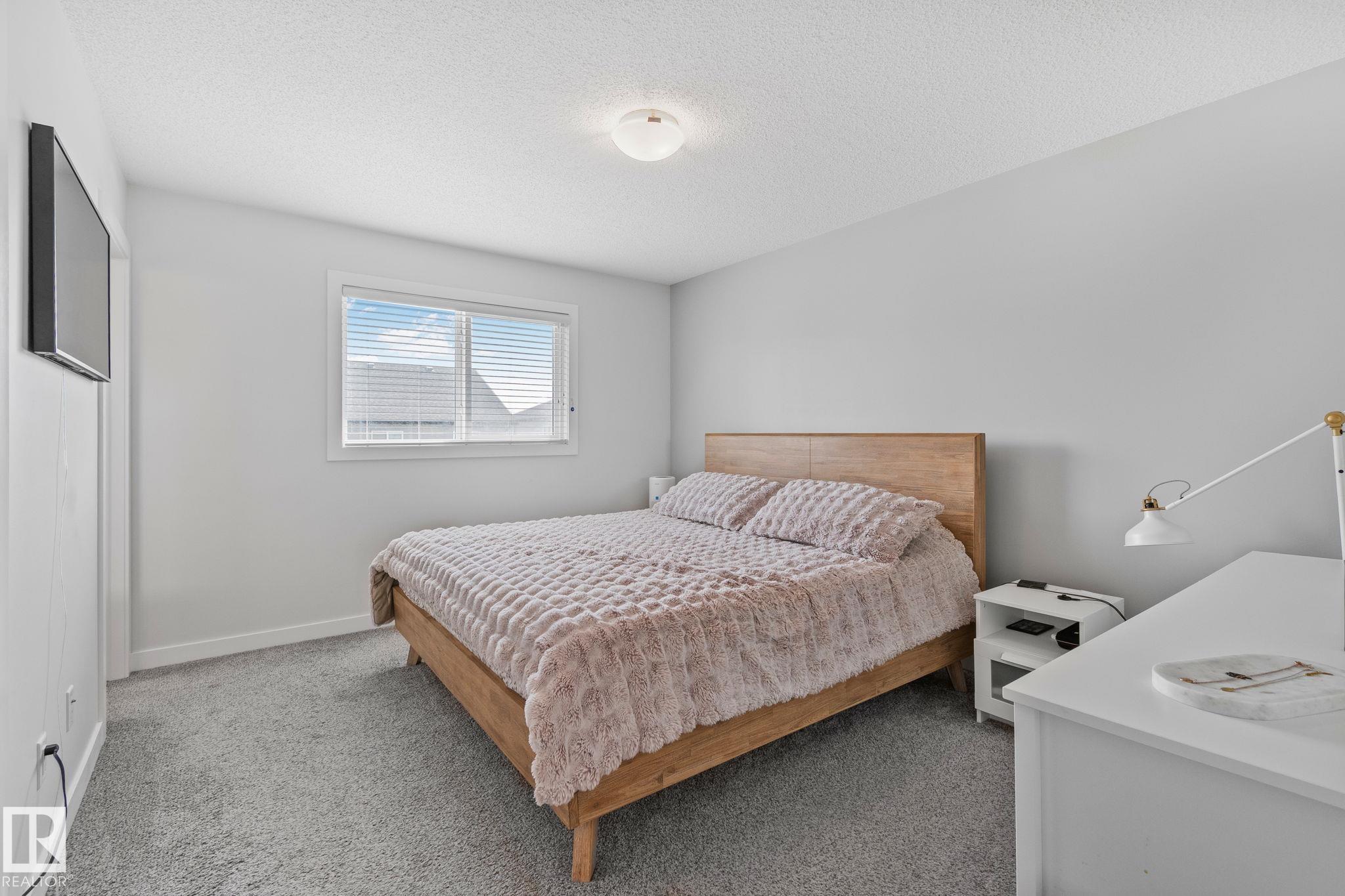 Photo 19 at 249 39a Avenue NW, Maple Crest, Edmonton