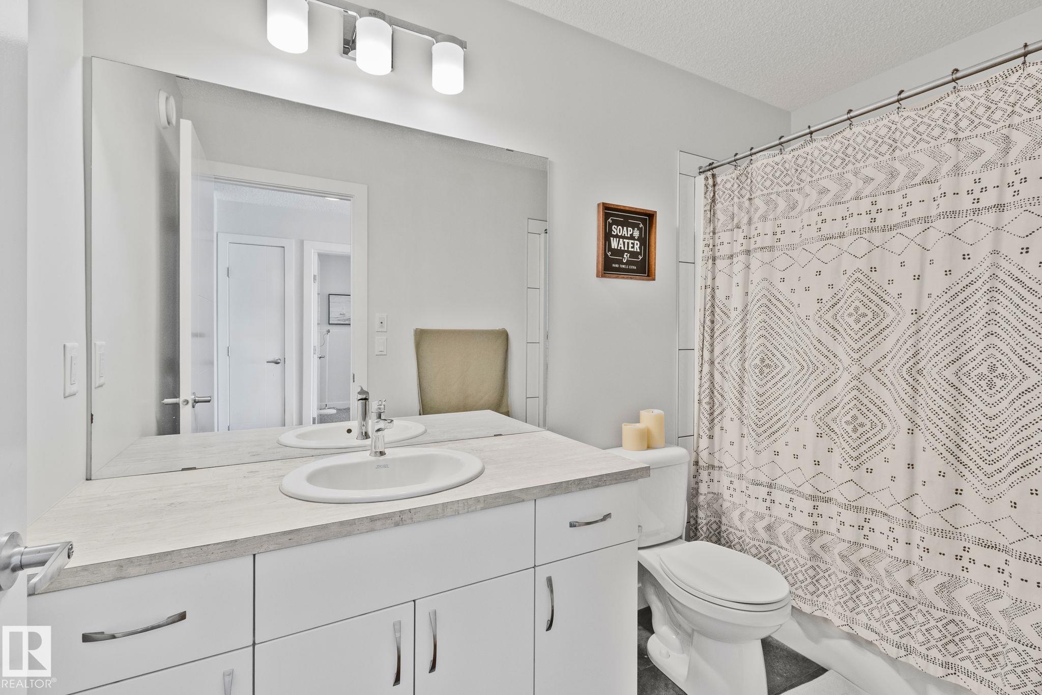 Photo 20 at 249 39a Avenue NW, Maple Crest, Edmonton