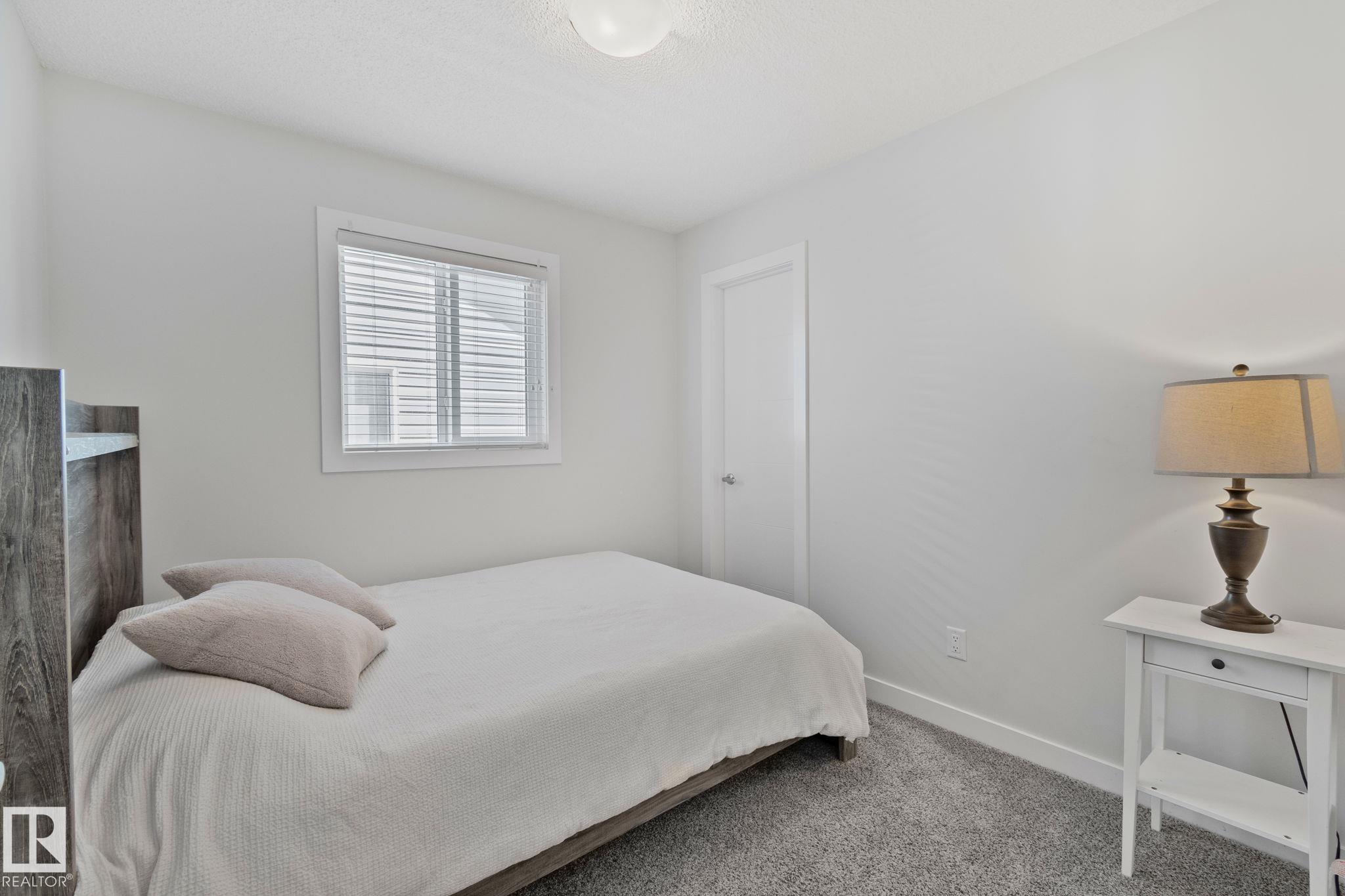 Photo 21 at 249 39a Avenue NW, Maple Crest, Edmonton