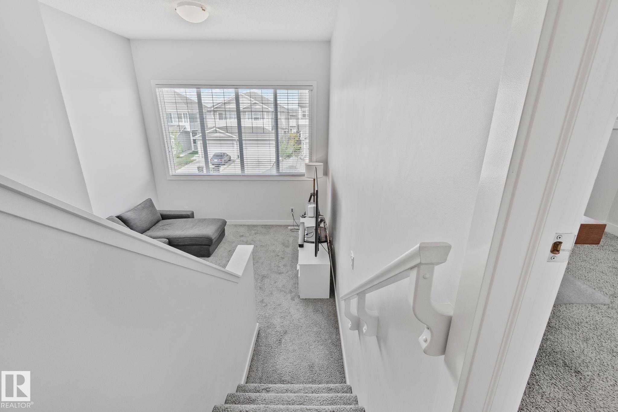 Photo 27 at 249 39a Avenue NW, Maple Crest, Edmonton