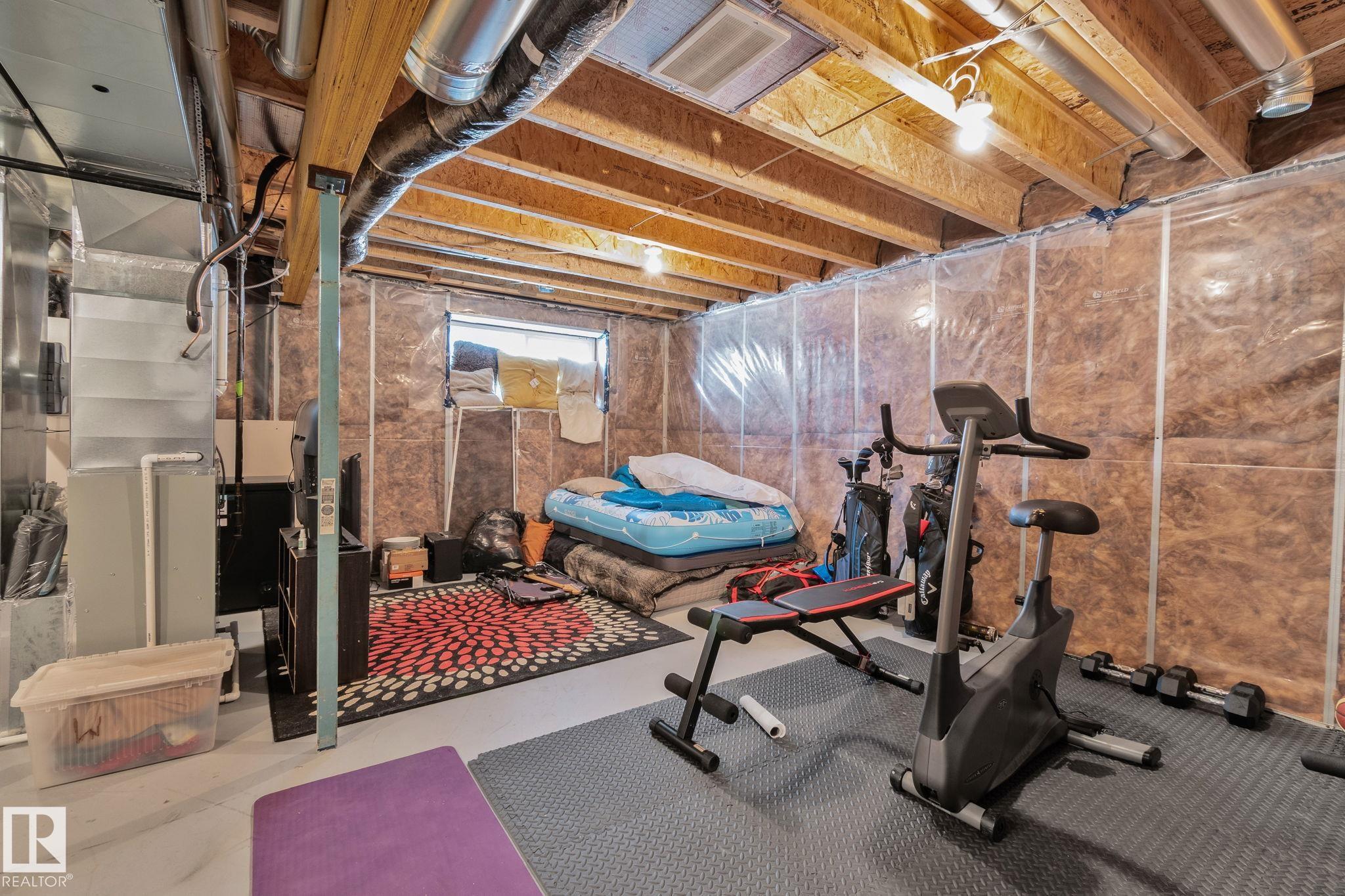 Photo 34 at 249 39a Avenue NW, Maple Crest, Edmonton