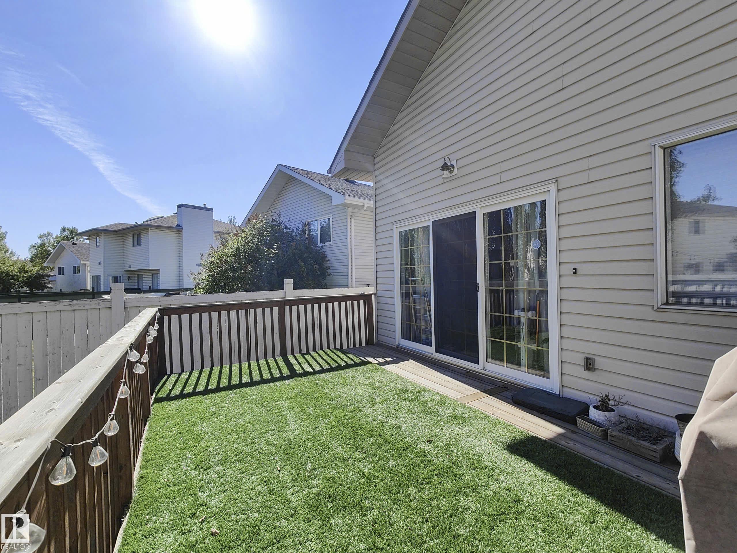 215 Peter Close NW, Potter Greens, Edmonton