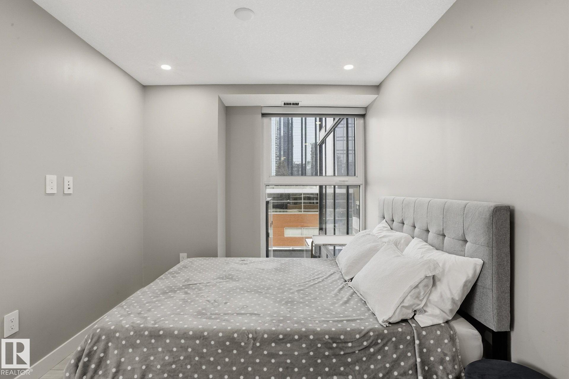Photo 17 at 503 - 10180 103 Street NW, Downtown, Edmonton