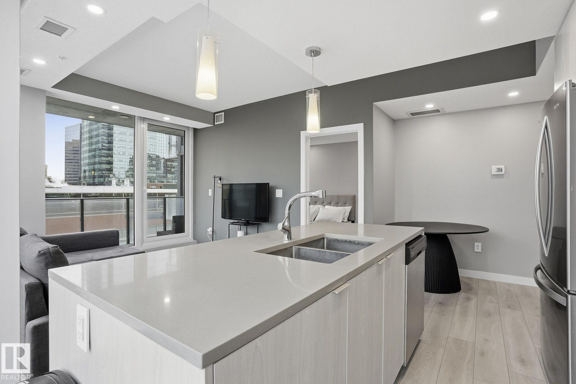 Photo 6 at 503 - 10180 103 Street NW, Downtown, Edmonton