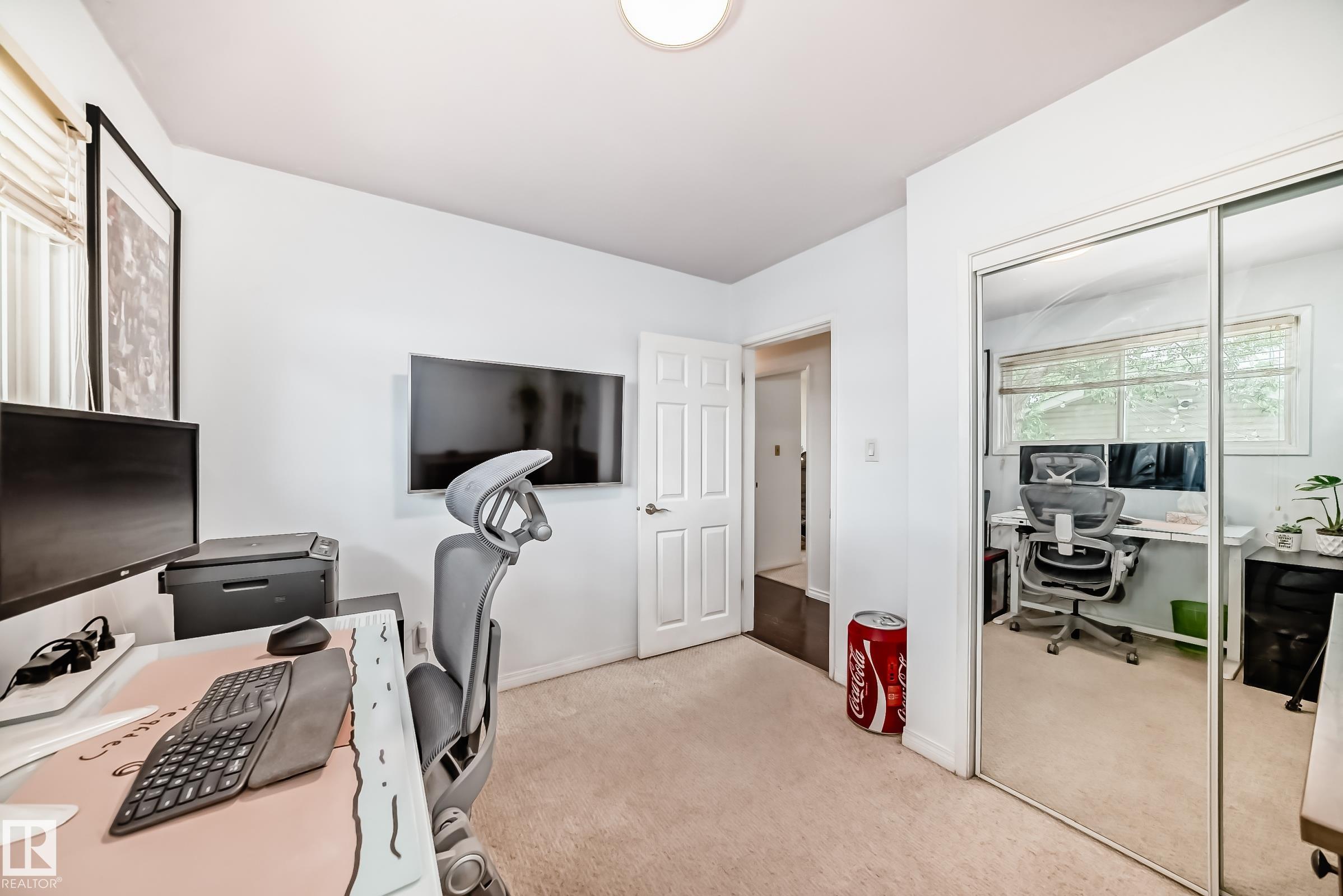 Photo 21 at 10419 52 Avenue NW, Pleasantview, Edmonton