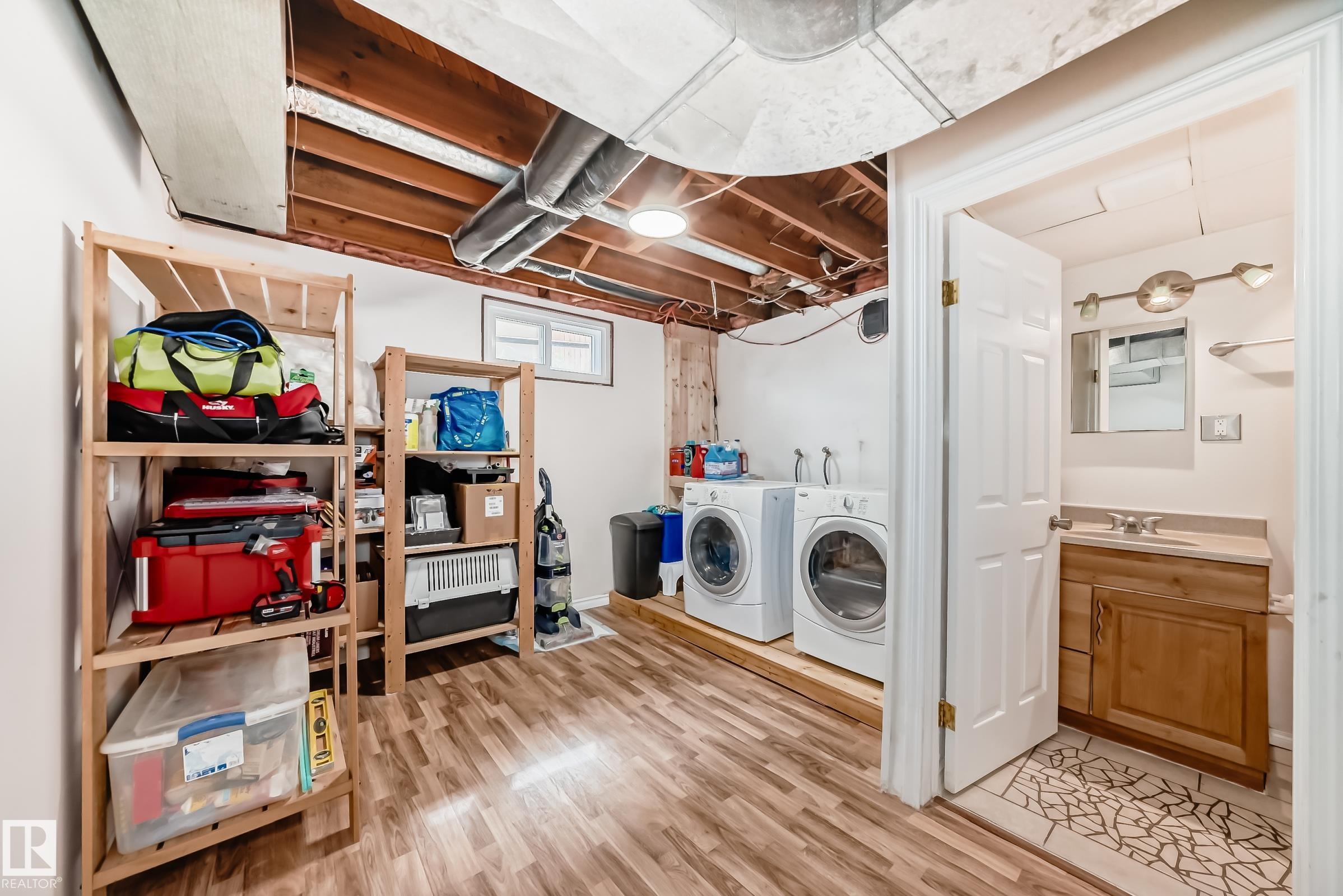 Photo 33 at 10419 52 Avenue NW, Pleasantview, Edmonton