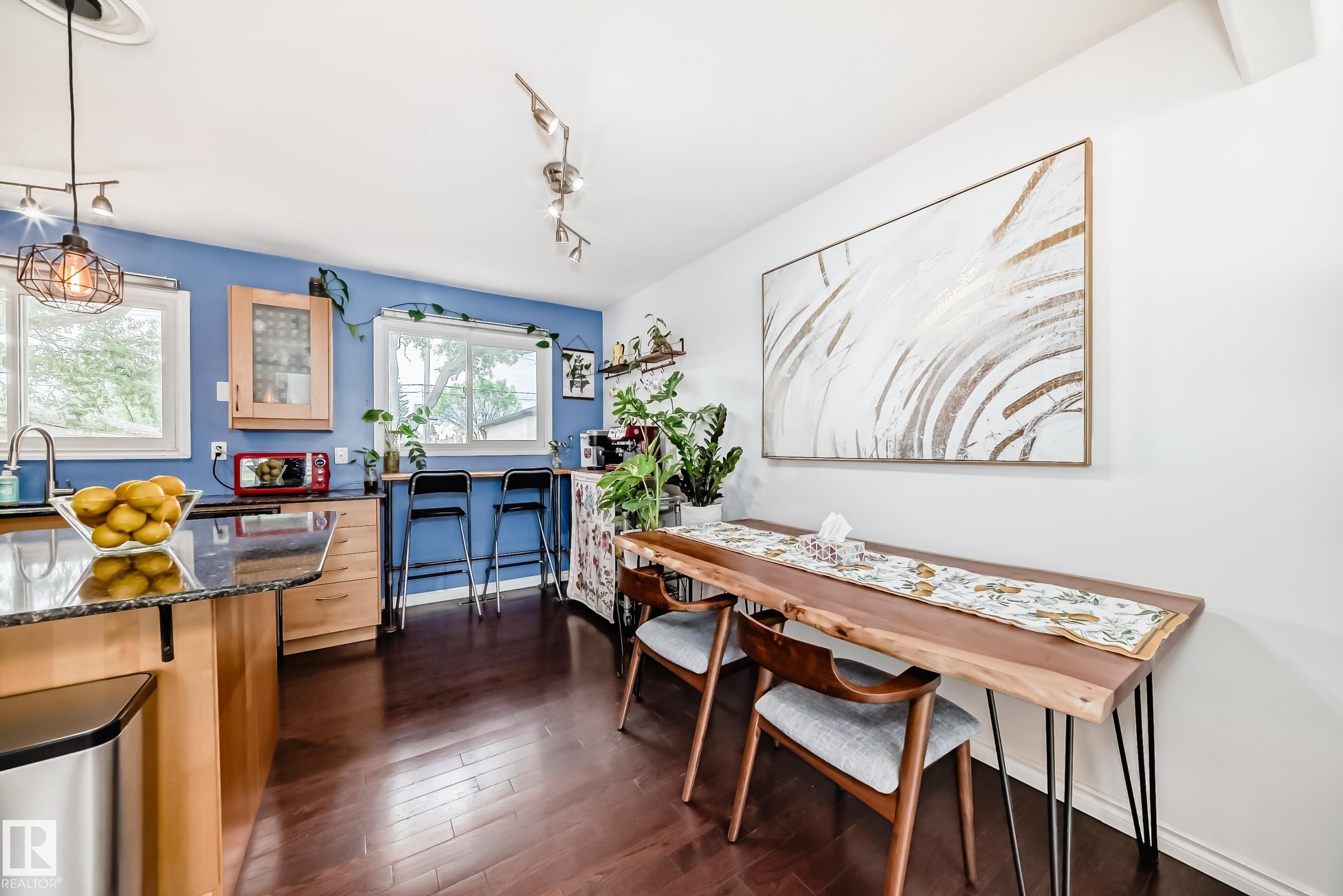 Photo 10 at 10419 52 Avenue NW, Pleasantview, Edmonton