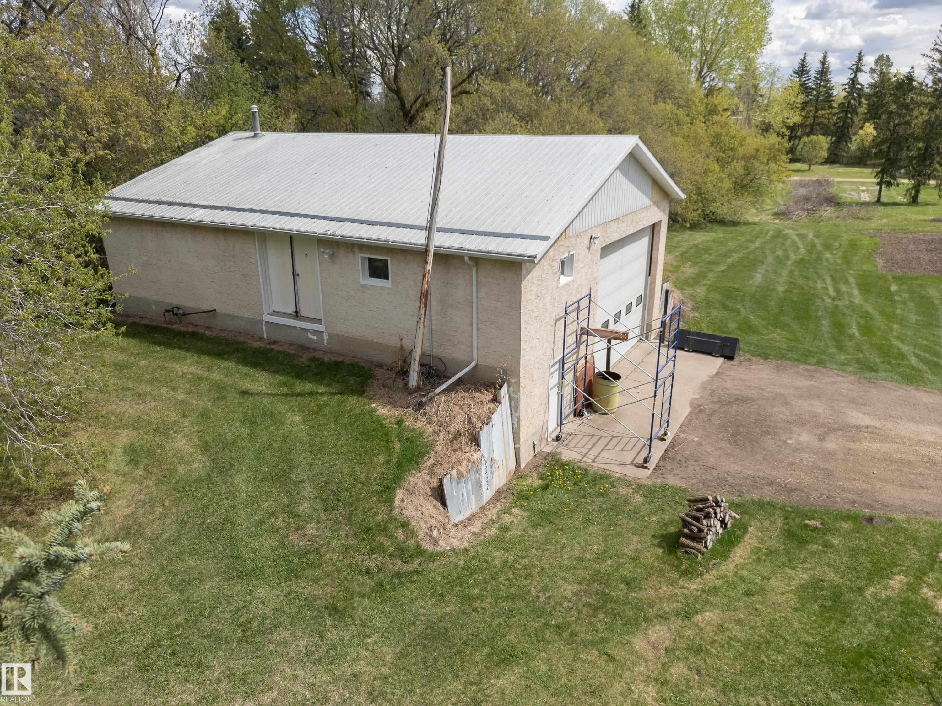 Photo 31 at 23242 Hwy 14, None, Rural Strathcona County