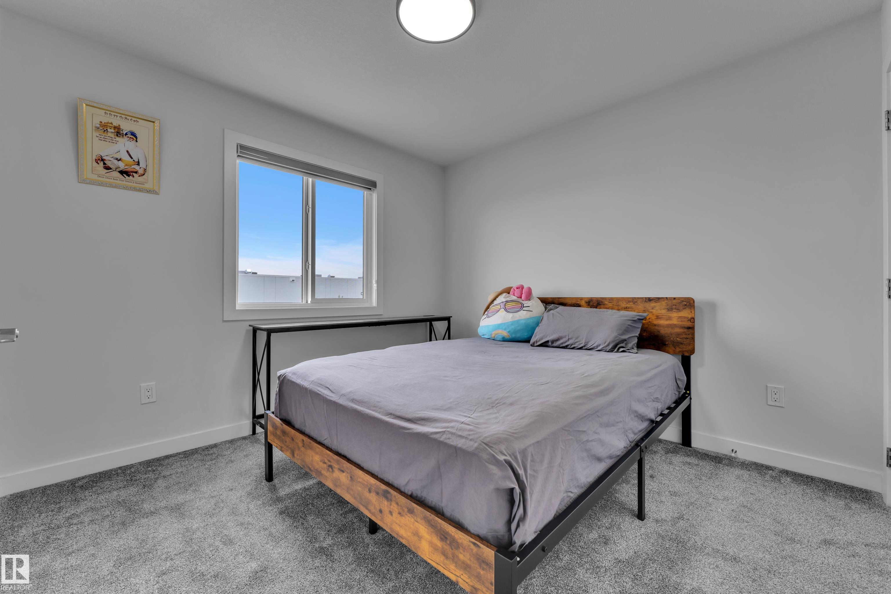 Photo 25 at 1118 Goldfinch Crescent NW, Kinglet Gardens, Edmonton
