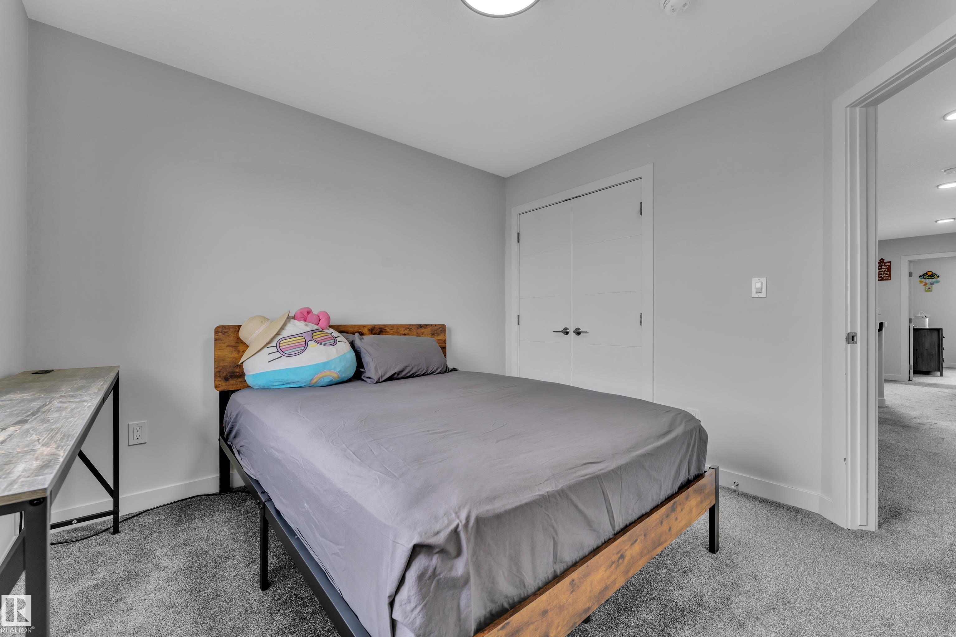 Photo 26 at 1118 Goldfinch Crescent NW, Kinglet Gardens, Edmonton