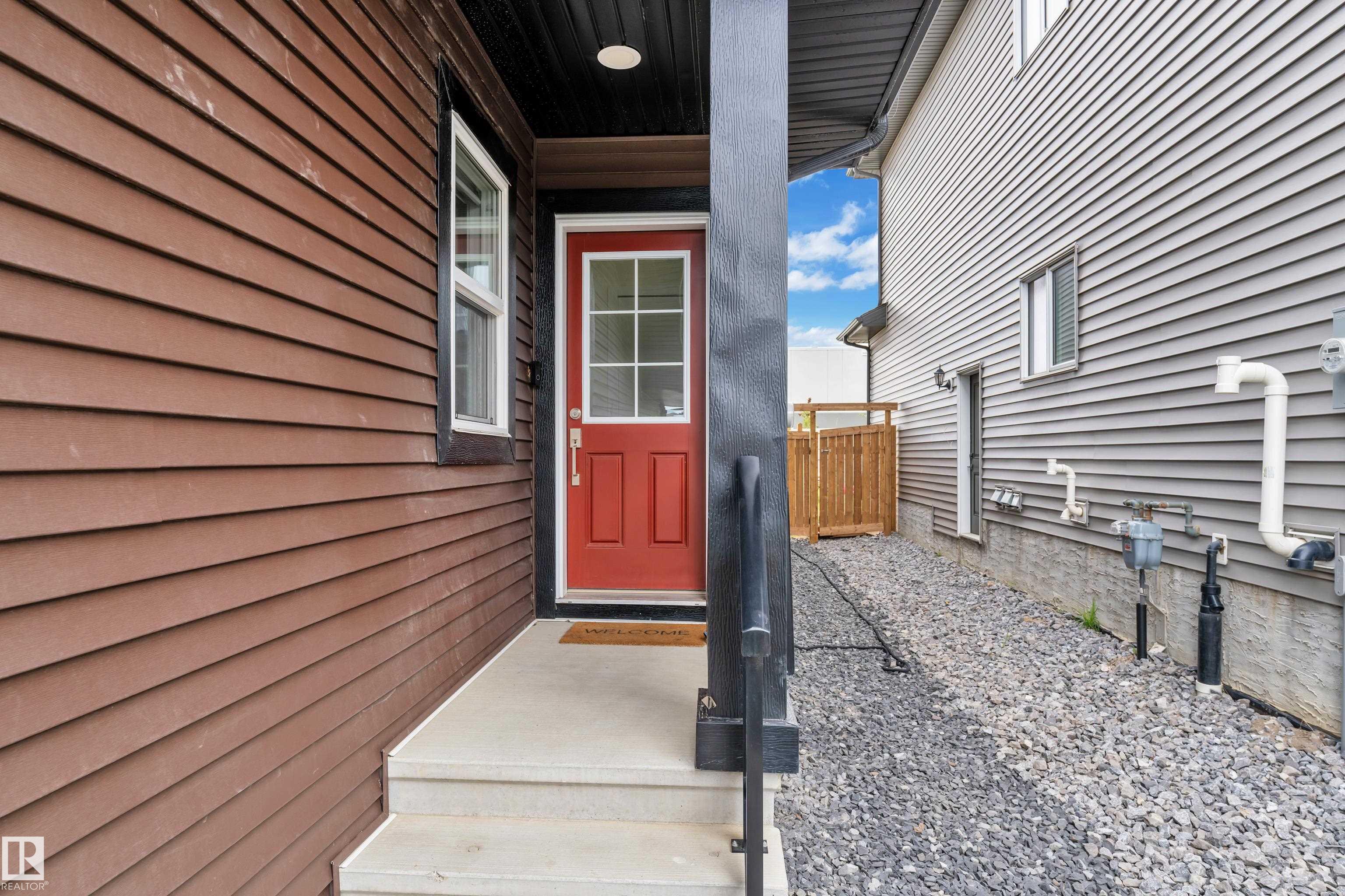 1118 Goldfinch Crescent NW, Kinglet Gardens, Edmonton