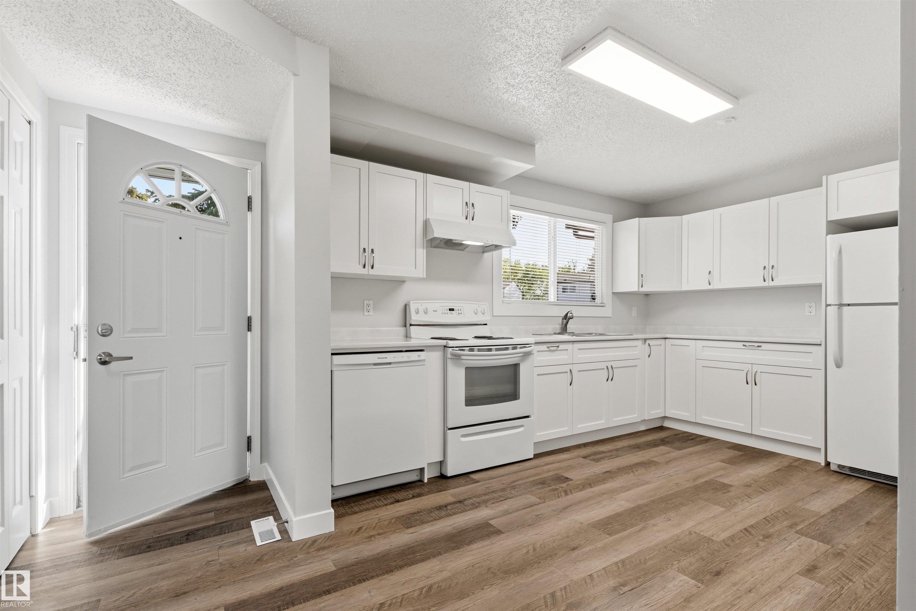 Photo 13 at 707 Clareview Road NW, Kernohan, Edmonton