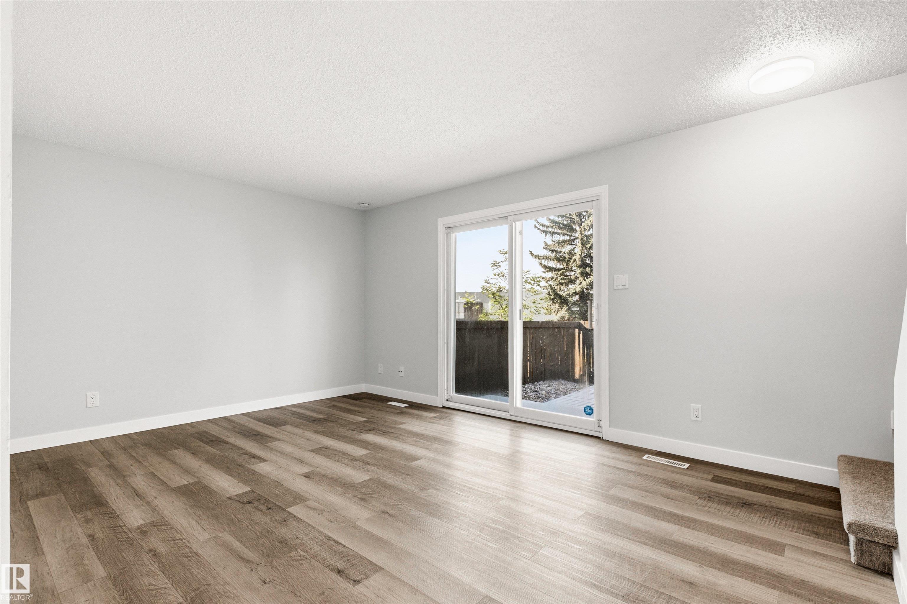 Photo 22 at 707 Clareview Road NW, Kernohan, Edmonton