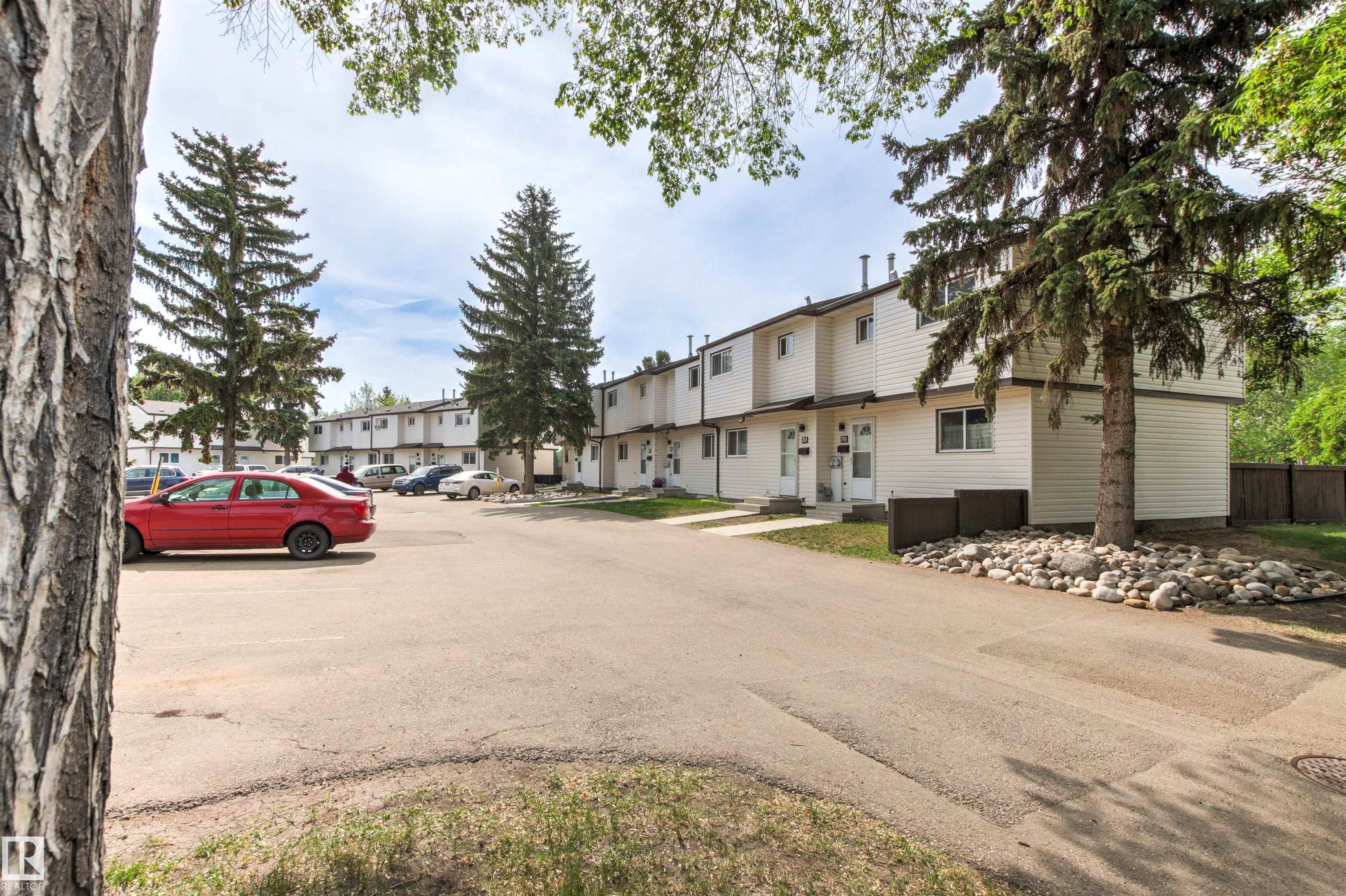 707 Clareview Road NW, Kernohan, Edmonton