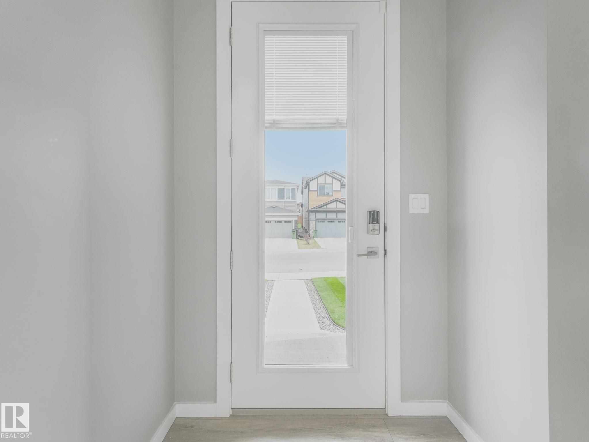 516 35 Street SW, Charlesworth, Edmonton