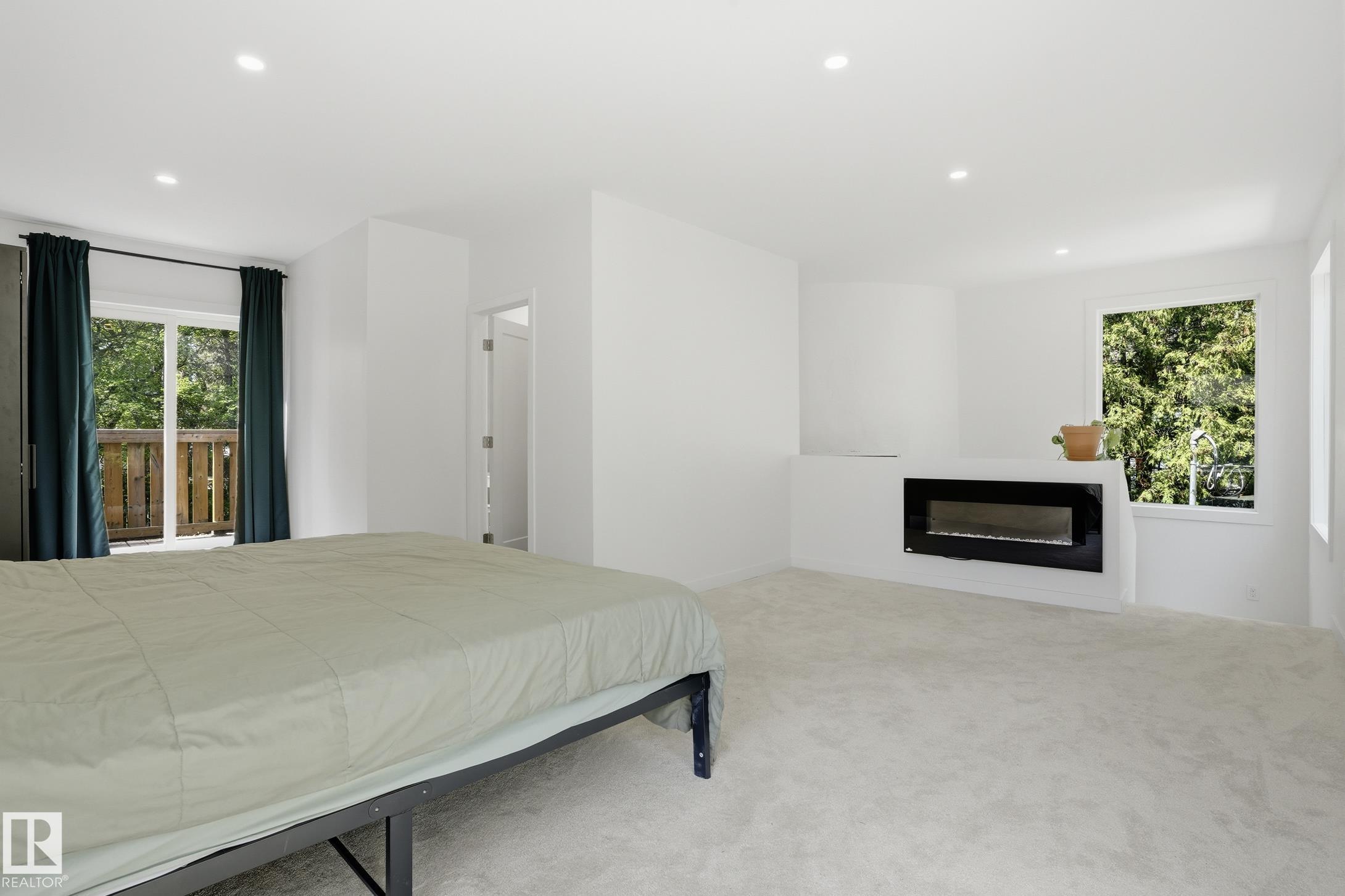 Photo 19 at 5406 110 Street NW, Pleasantview, Edmonton