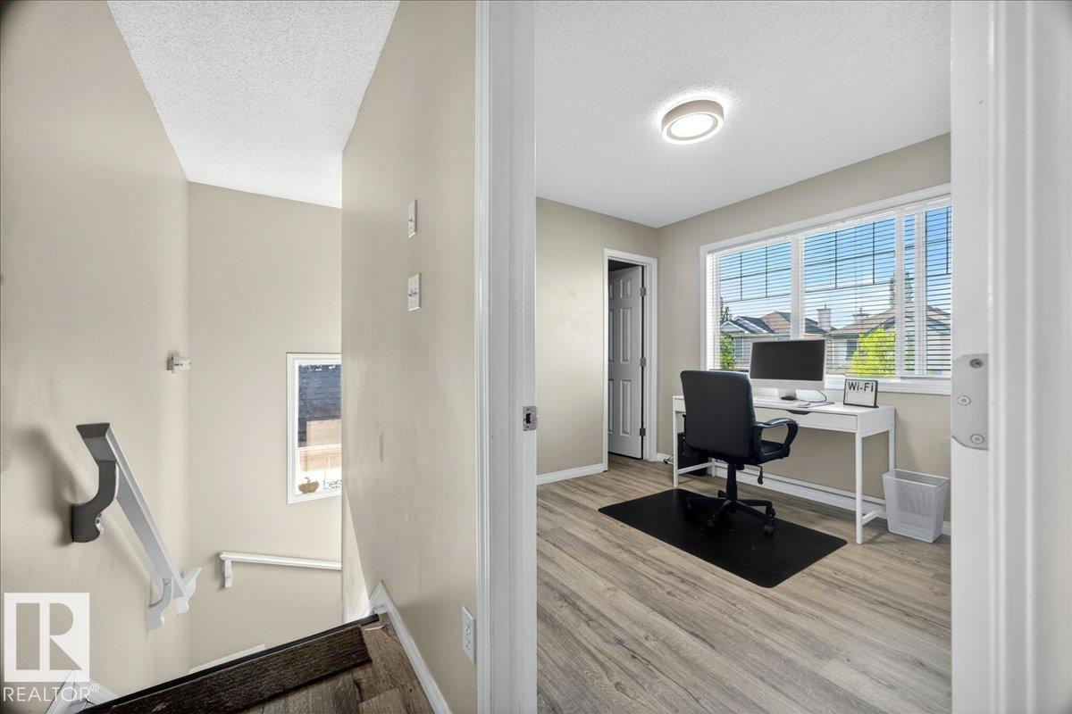 Photo 19 at 21339 91 Avenue NW, Suder Greens, Edmonton
