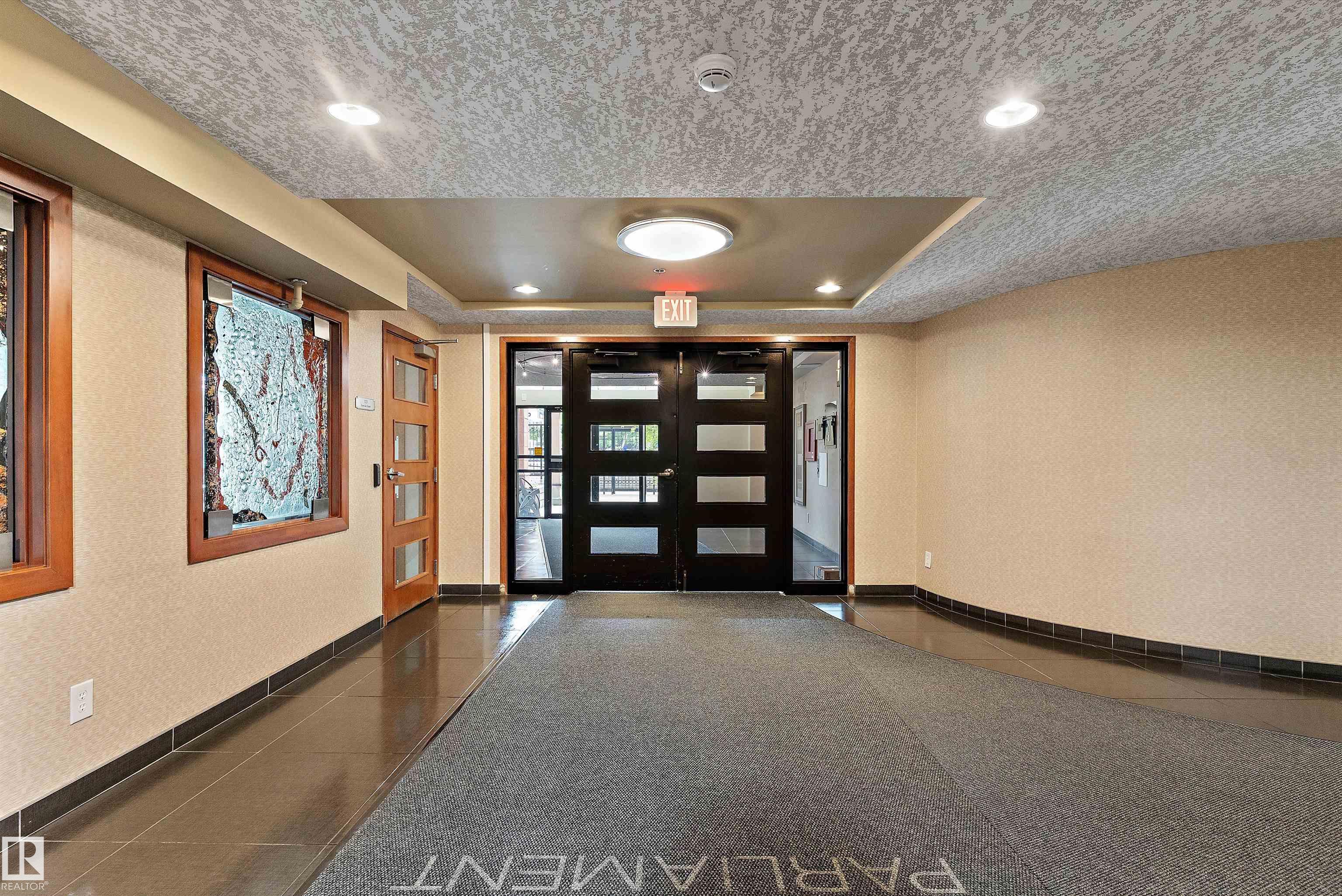 902 - 9939 109 Street NW, Downtown, Edmonton