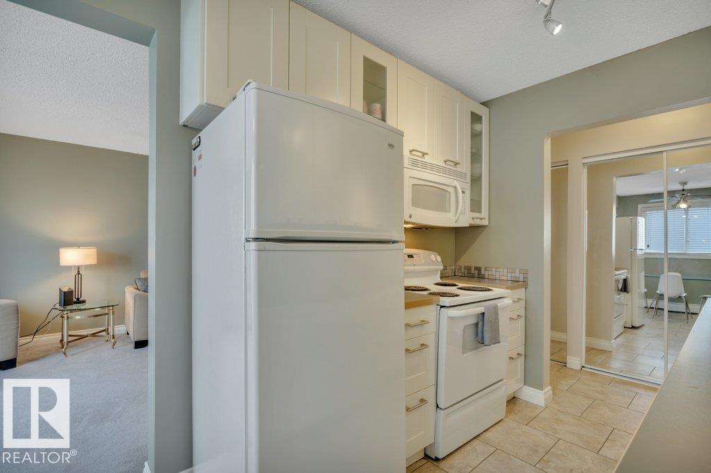 Photo 17 at 304 - 10320 113 Street NW, Wîhkwêntôwin, Edmonton