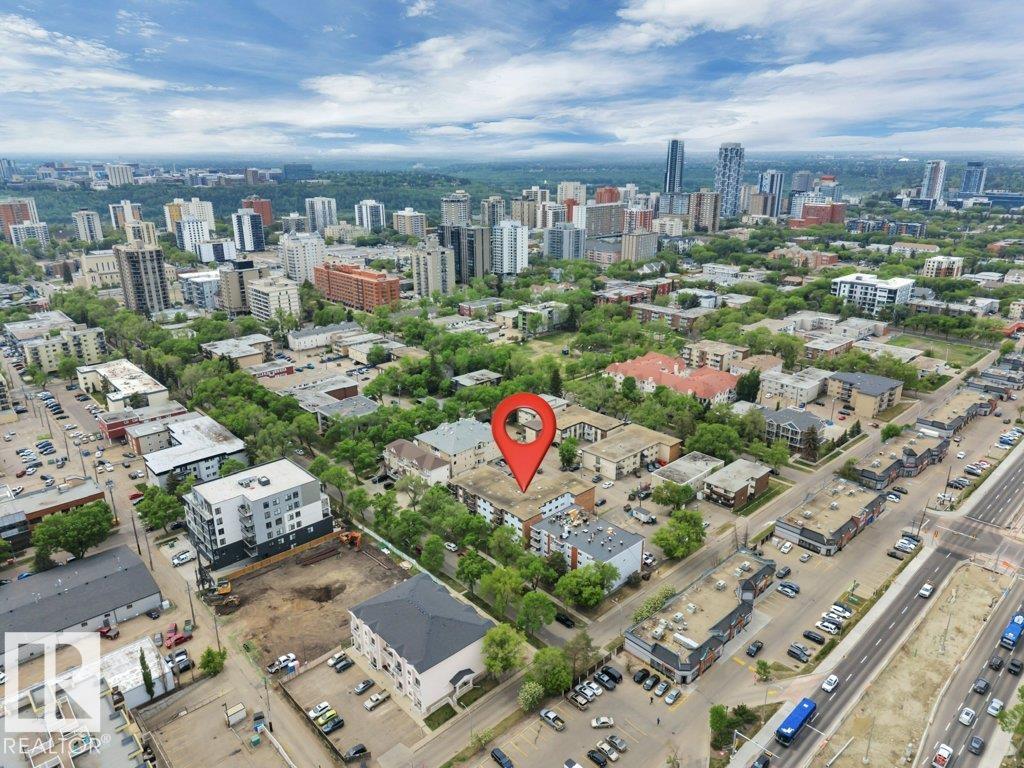 Photo 34 at 304 - 10320 113 Street NW, Wîhkwêntôwin, Edmonton