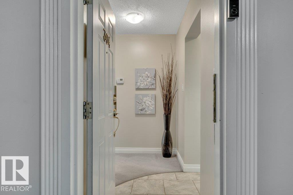 Photo 6 at 304 - 10320 113 Street NW, Wîhkwêntôwin, Edmonton