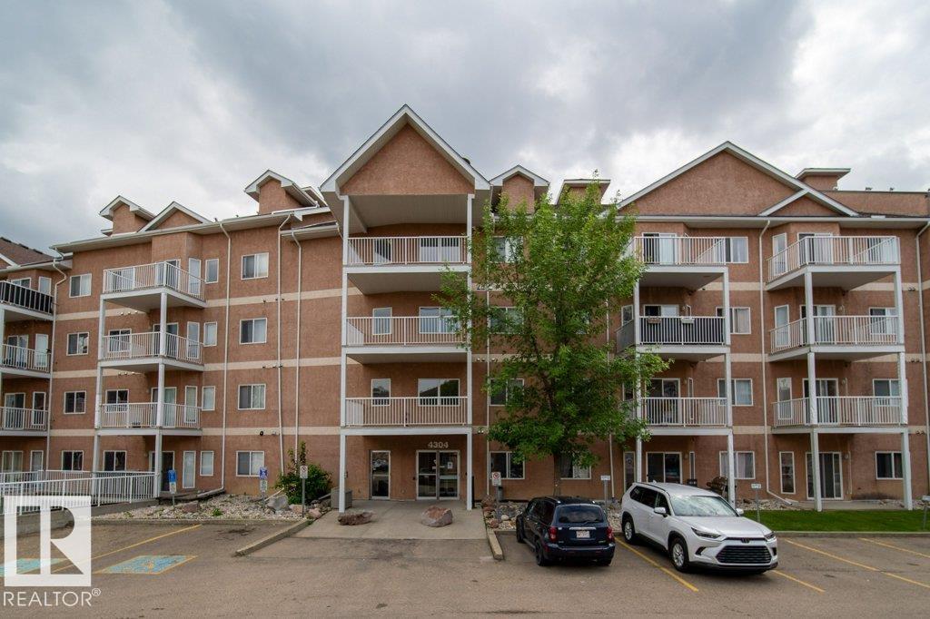 303 - 4304 139 Avenue NW, Clareview Town Centre, Edmonton