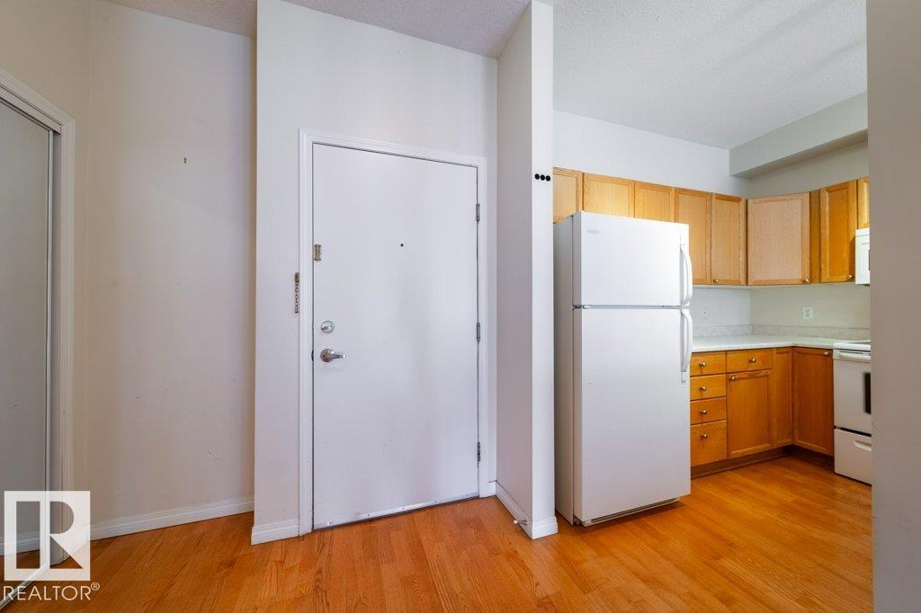 Photo 7 at 303 - 4304 139 Avenue NW, Clareview Town Centre, Edmonton