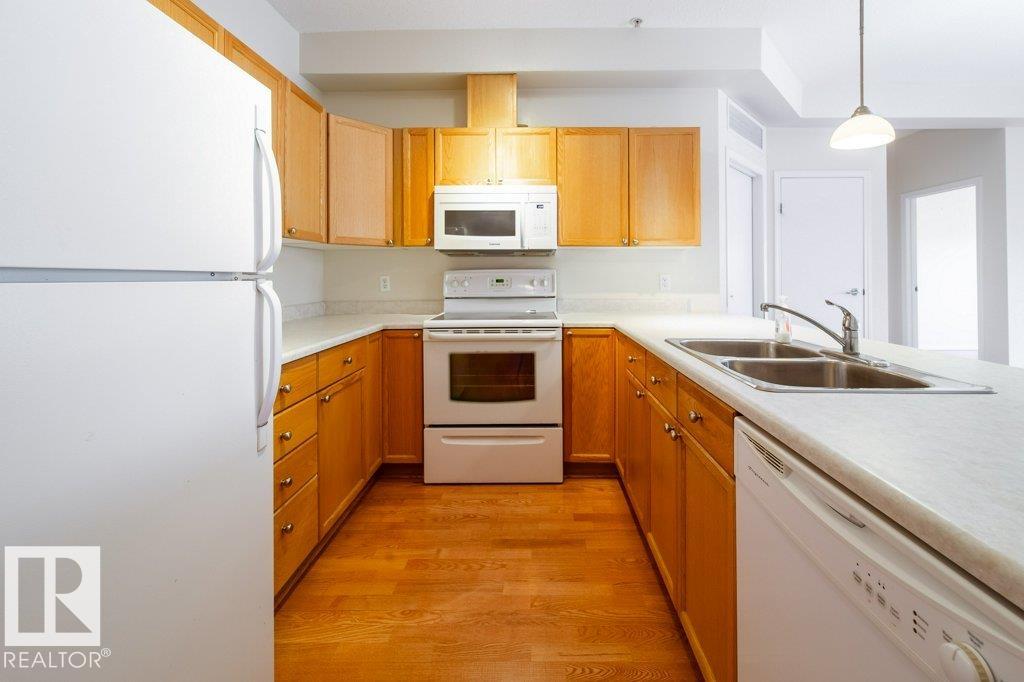 Photo 8 at 303 - 4304 139 Avenue NW, Clareview Town Centre, Edmonton