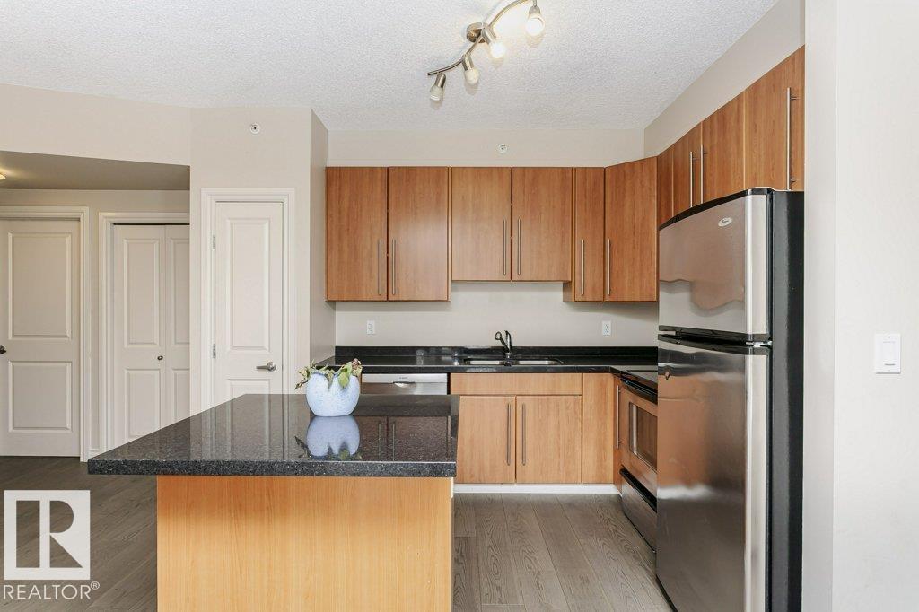 Photo 12 at 103 - 9819 104 Street NW, Downtown, Edmonton