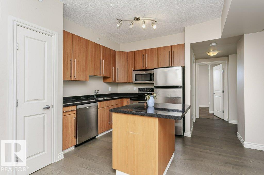 Photo 10 at 103 - 9819 104 Street NW, Downtown, Edmonton