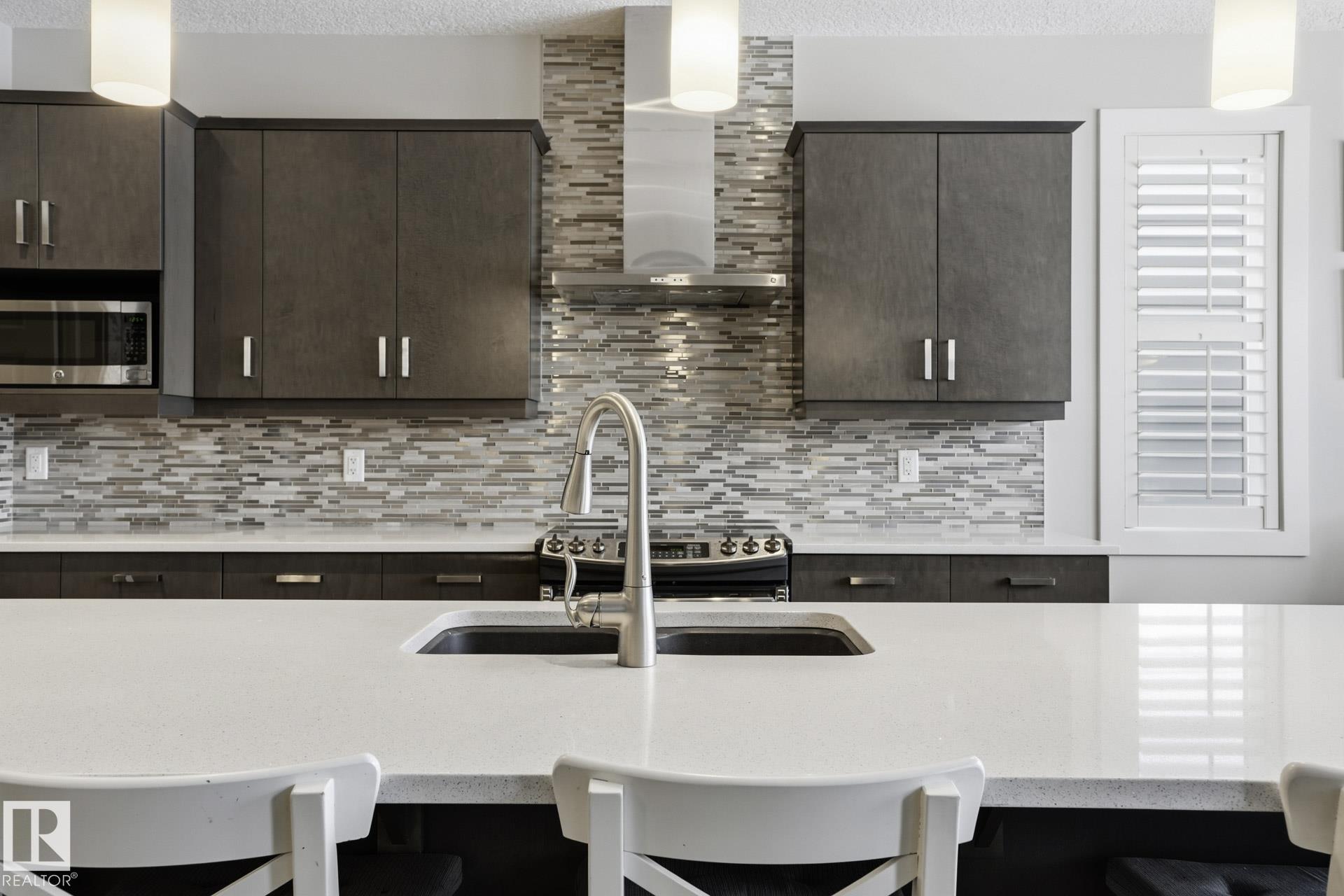 Photo 10 at 1915 77 Street SW, Summerside, Edmonton